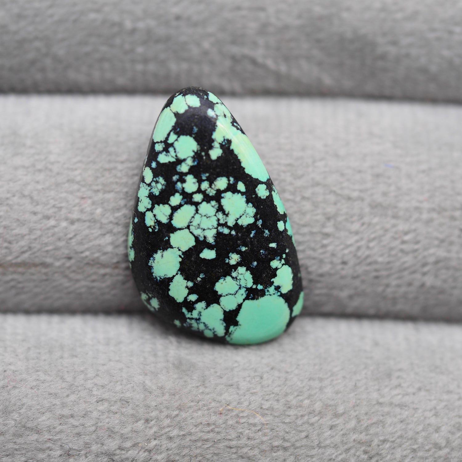 Tibetan Turquoise Cabochon Gemstone Tumble Shape 25x15x4 MM