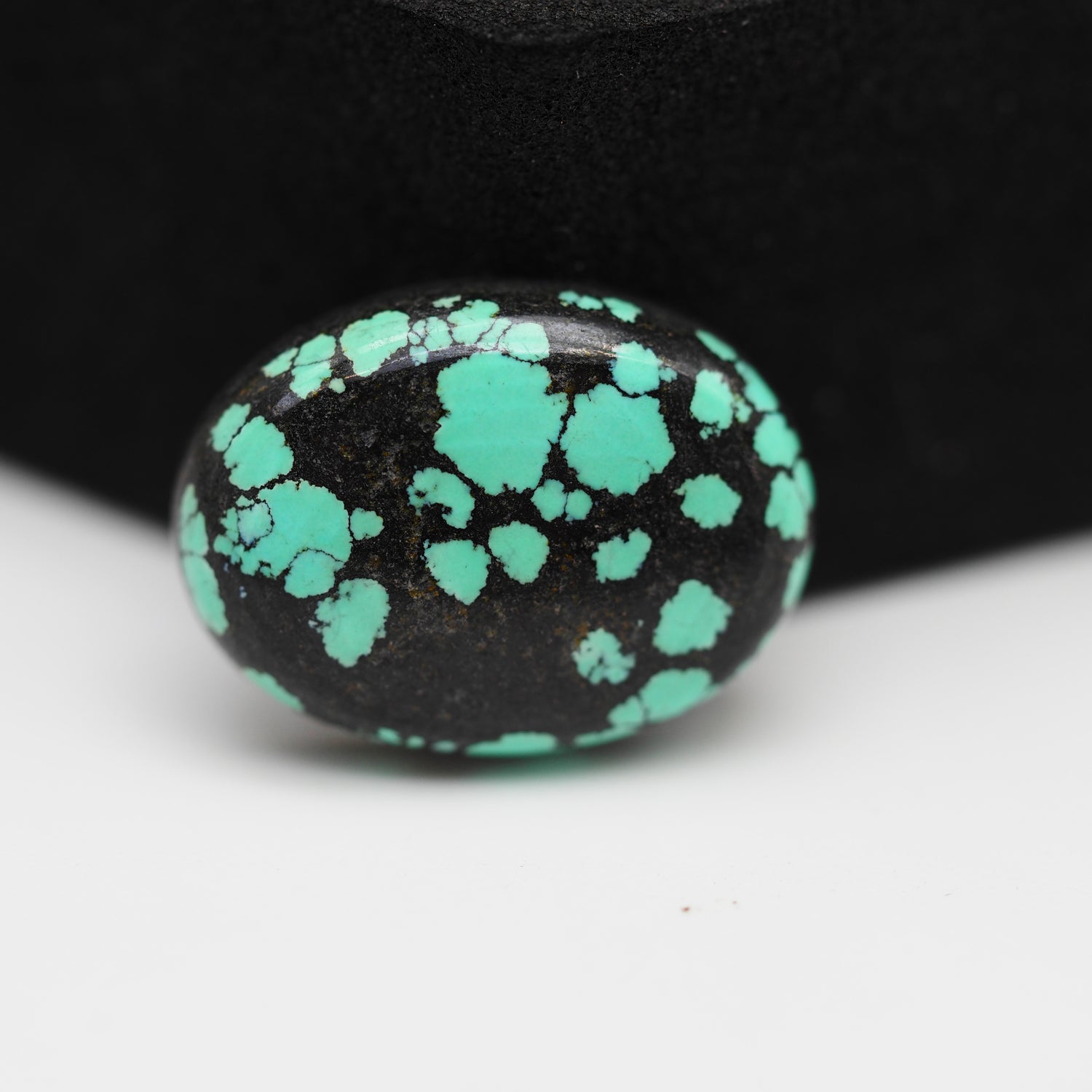 Natural Tibetan Turquoise Cabochon Gemstone Oval Shape 18x13x4 MM