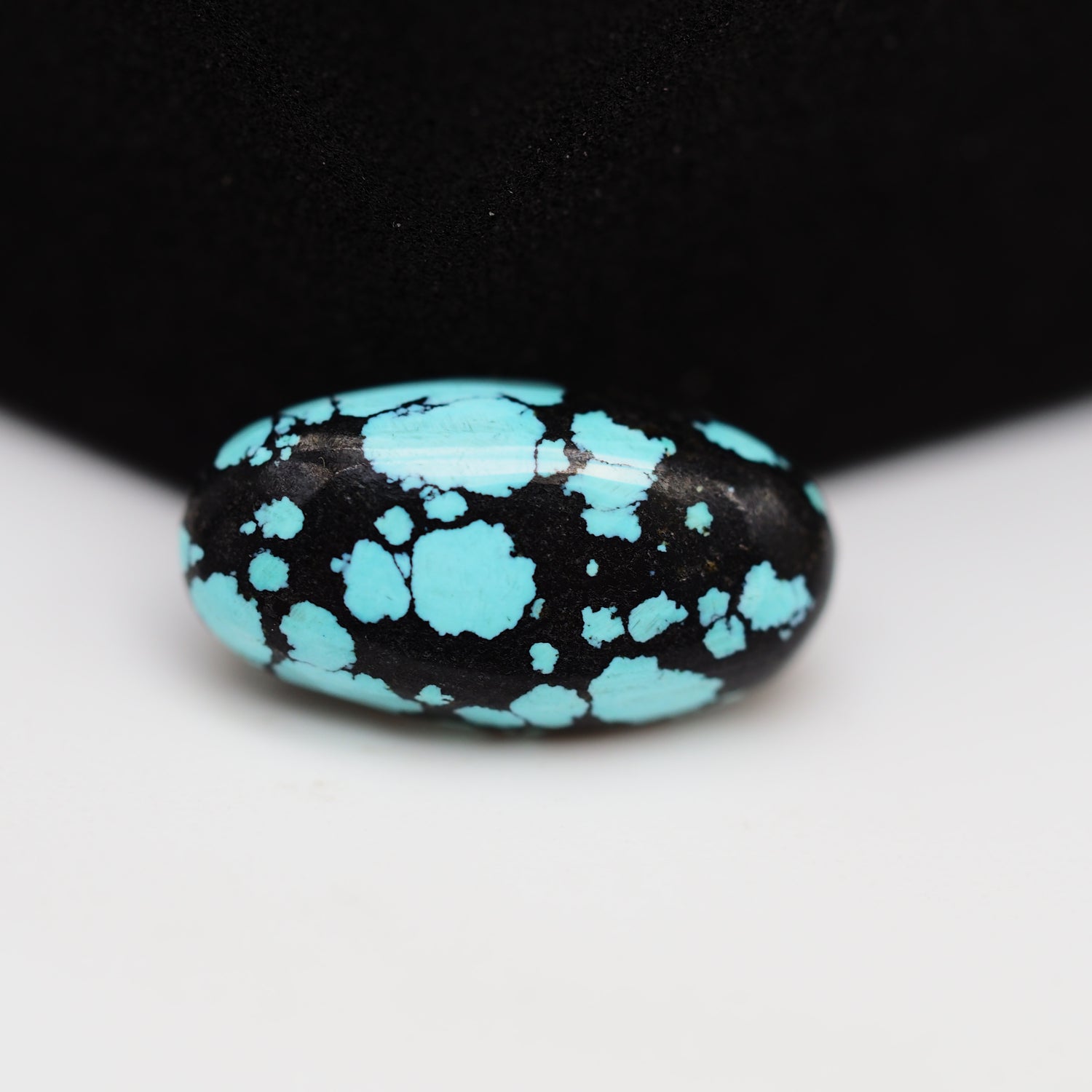 Natural Tibetan Turquoise Cabochon Gemstone Oval Shape 16x9x3 MM
