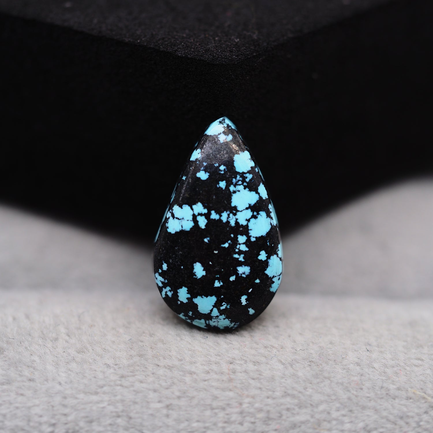 Natural Tibetan Turquoise Cabochon Gemstone Pear Shape  18x11x3 MM