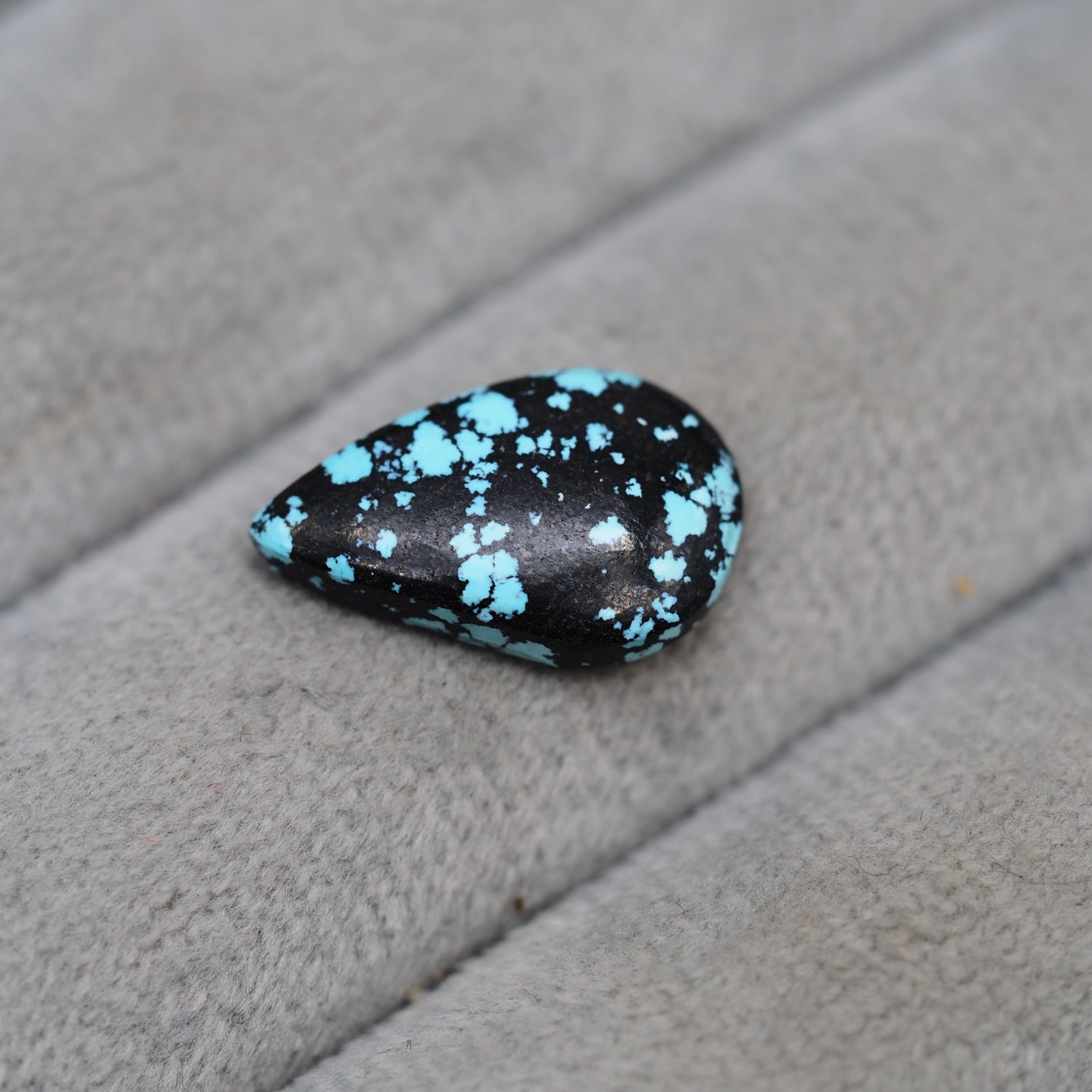 Natural Tibetan Turquoise Cabochon Gemstone Pear Shape  18x11x3 MM