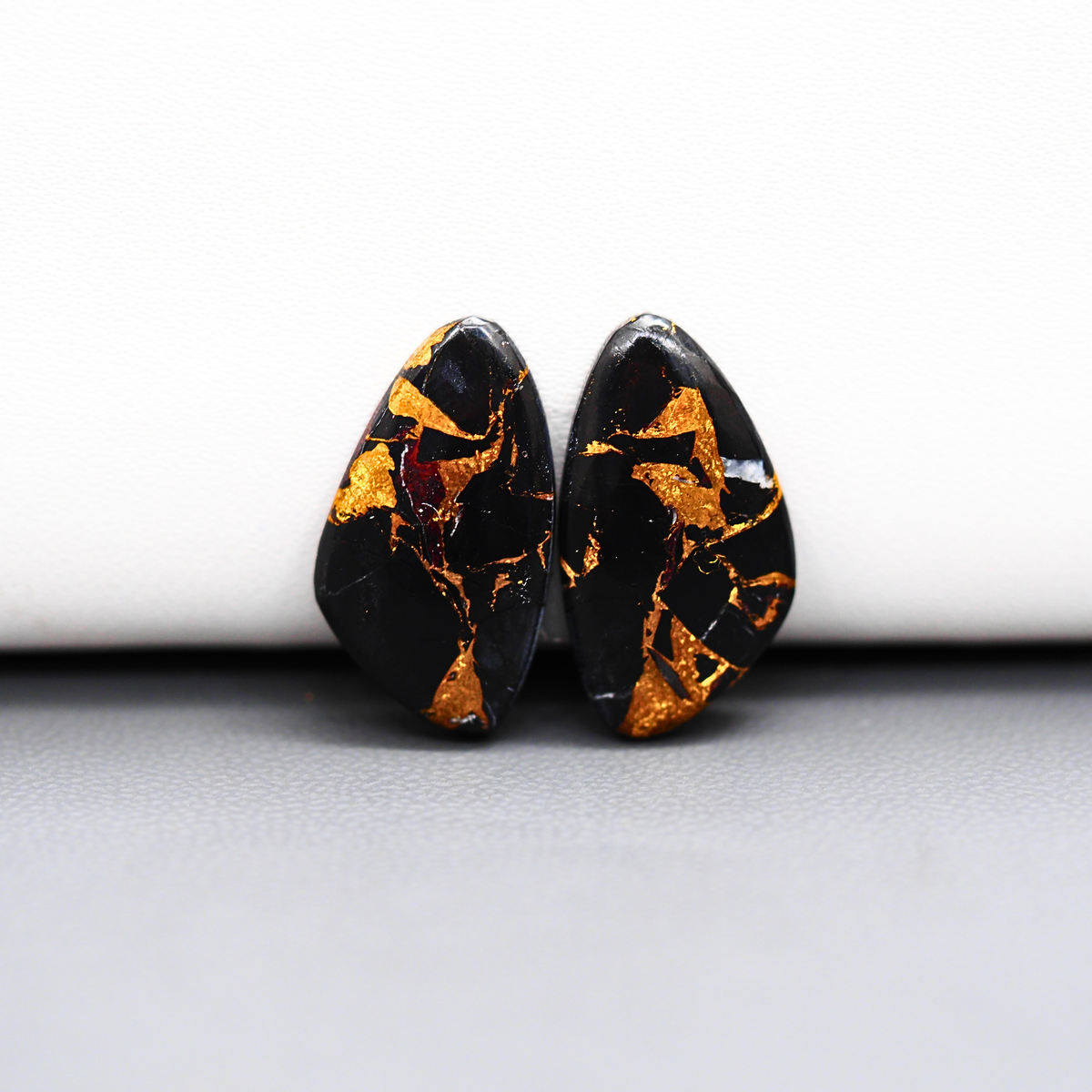 Kingman Black Buffalo Copper Composite Freeform Cabochon Pair 21x12x3mm 13.5ct - black stone with bright copper veins - Pedra Gems