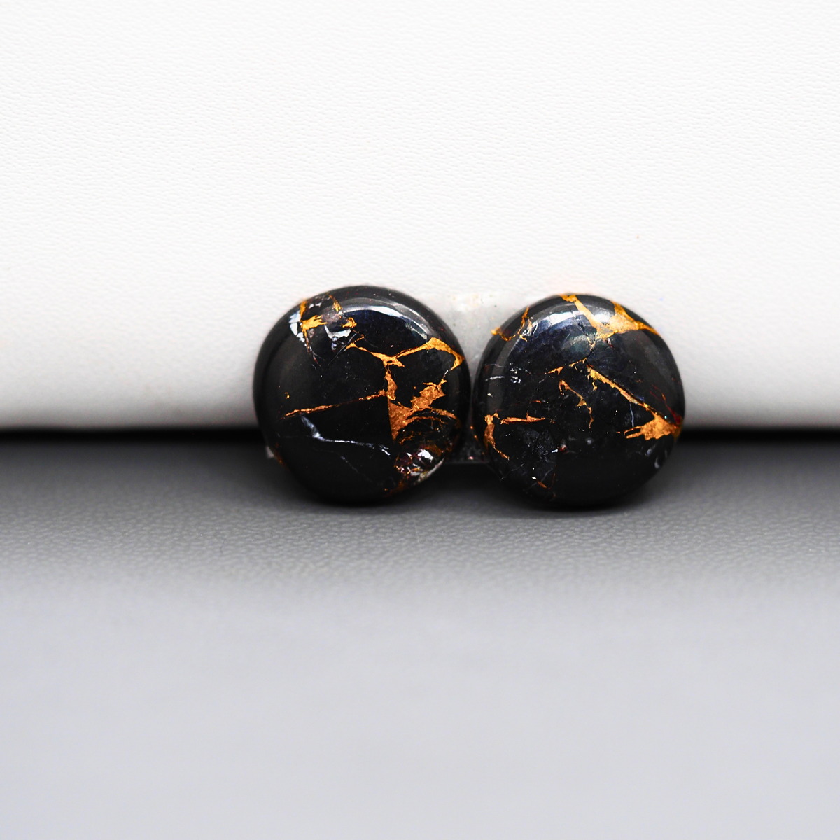 Kingman Black Buffalo Copper Composite Round Cabochon Pair 15x15x4mm 13.5ct - black stone with bright copper veins - Pedra Gems