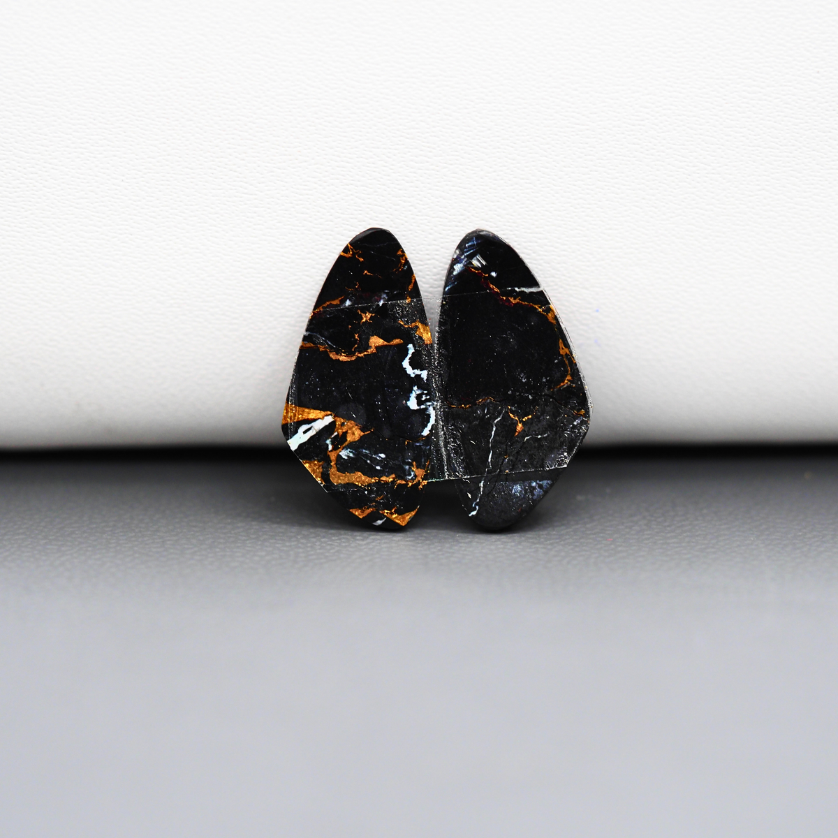 Kingman Black Buffalo Copper Composite Freeform Cabochon Pair 20x10x3mm 10.5ct - black stone with bright copper veins - Pedra Gems