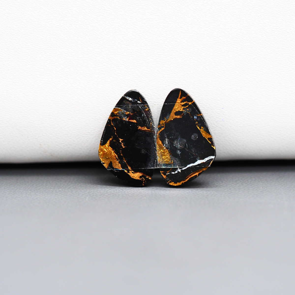 Kingman Black Buffalo Copper Composite Freeform Cabochon Pair 18x11x3mm 11.5ct - black stone with bright copper veins - Pedra Gems