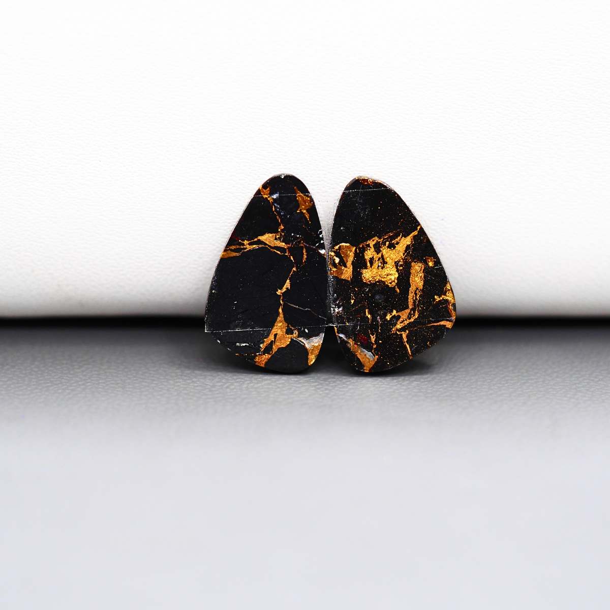 Kingman Black Buffalo Copper Composite Freeform Cabochon Pair 18x11x3mm 10.5ct - black stone with bright copper veins - Pedra Gems