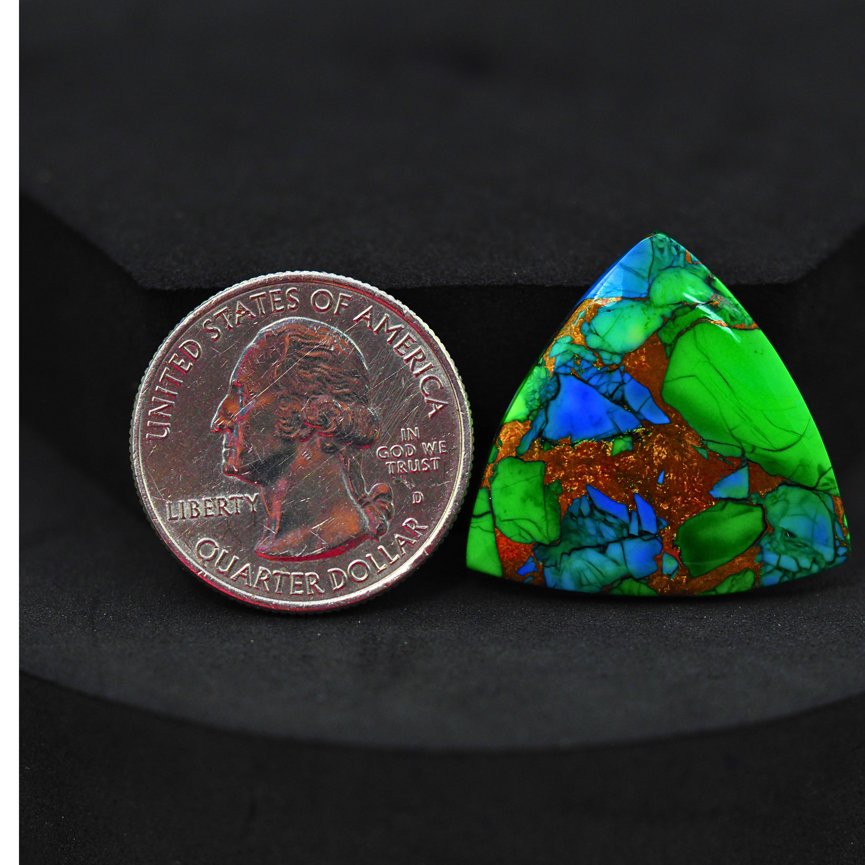 Natural Peacock Dahlia Trillion Cabochon 25x26mm 21ct - Peacock Blue-Green Composite - Pedra Gems