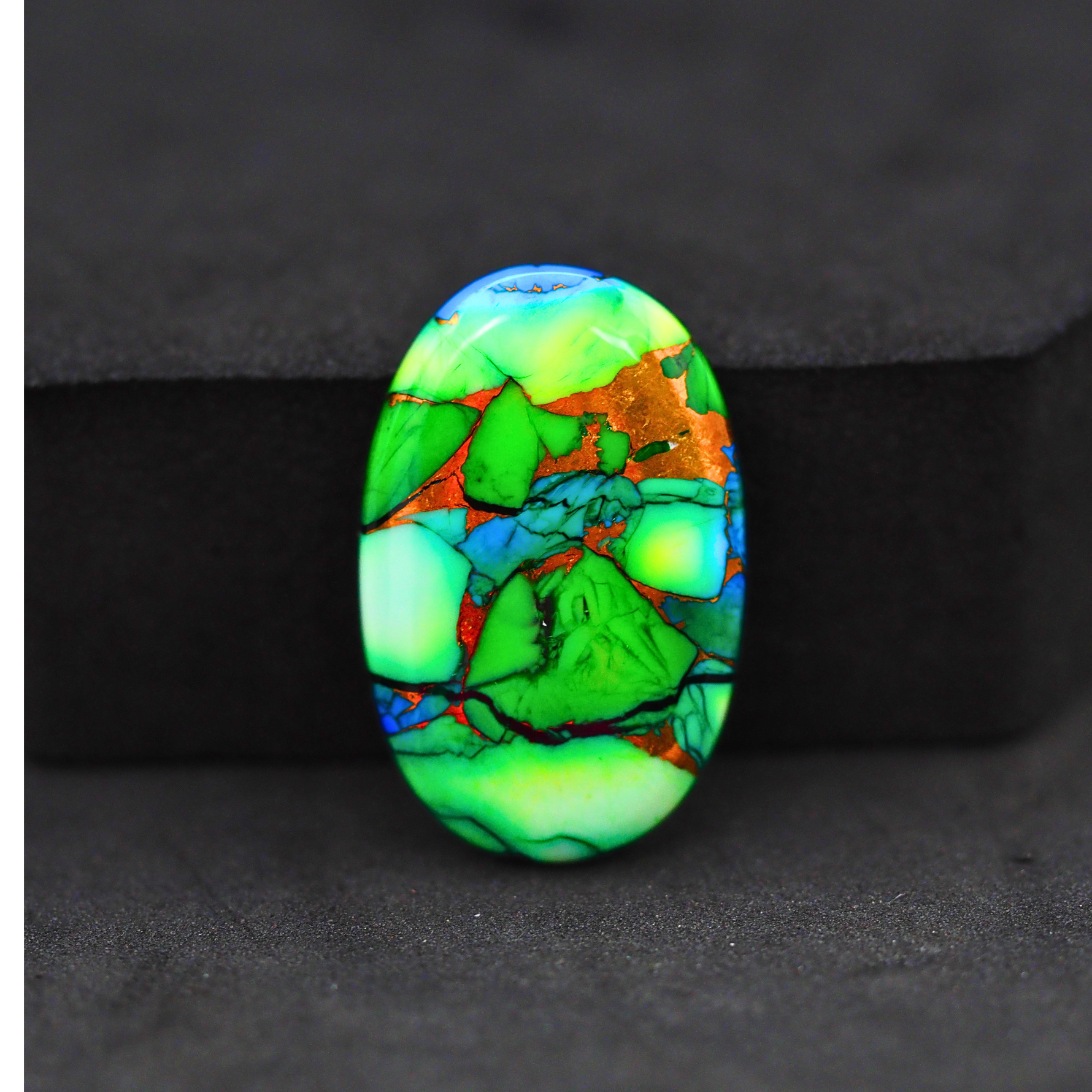 Natural Peacock Dahlia Oval Cabochon 26x17mm 16ct - Peacock Blue-Green Composite - Pedra Gems