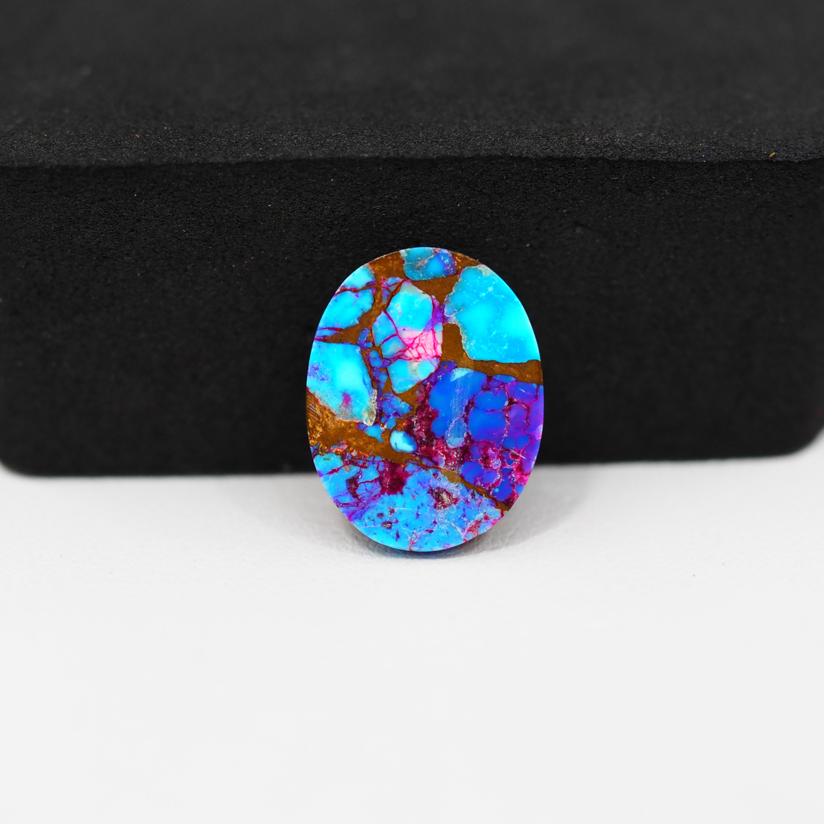 Stabilized Purple Mohave (Mojave) Turquoise Oval Cabochon 17x13x4mm 8.5ct - purple with blue Kingman turquoise nuggets and bronze veining - Pedra Gems.
