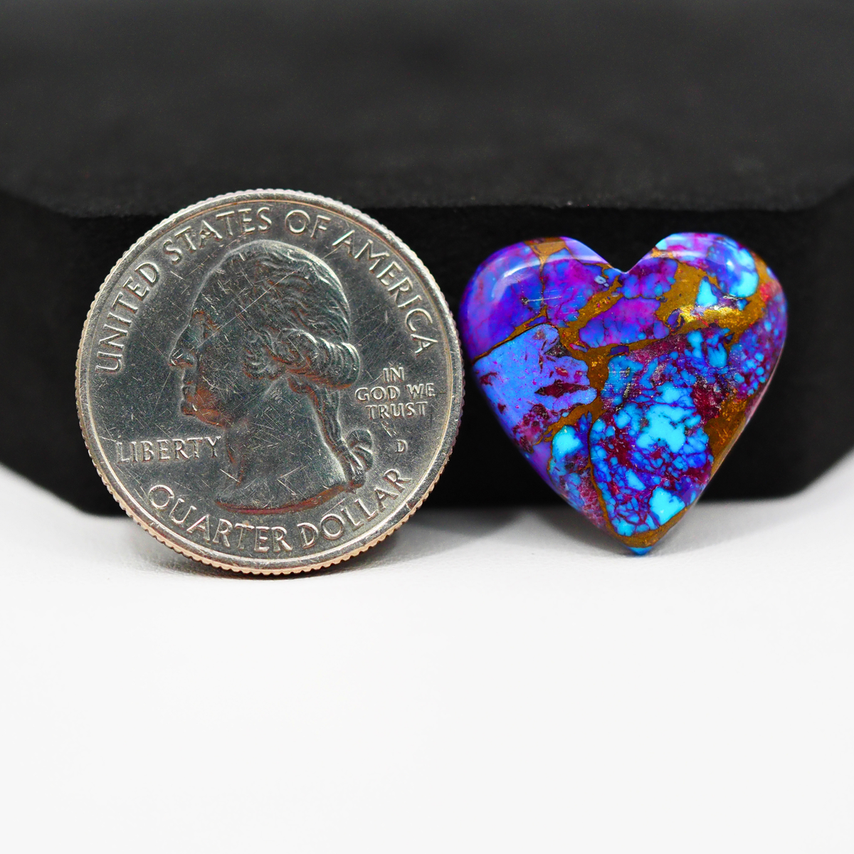 Stabilized Purple Mohave (Mojave) Turquoise Heart Cabochon 20x21x4mm 14ct - purple with blue Kingman turquoise nuggets and bronze veining - Pedra Gems.