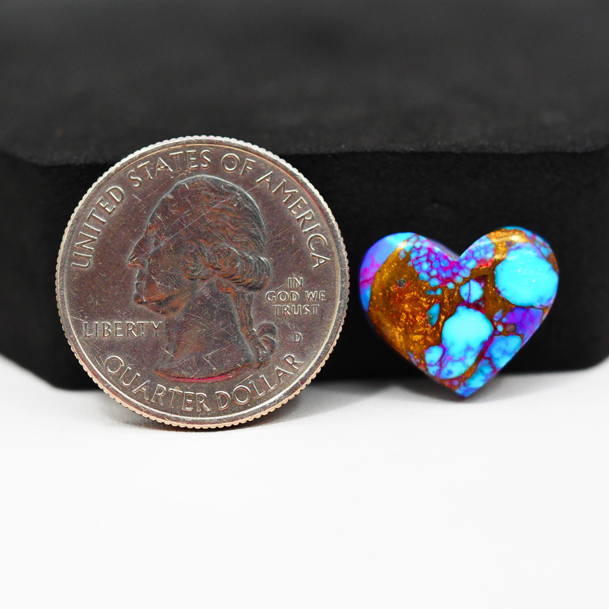 Stabilized Purple Mohave (Mojave) Turquoise Heart Cabochon 14x17x4mm 8.5ct - purple with blue Kingman turquoise nuggets and bronze veining - Pedra Gems.