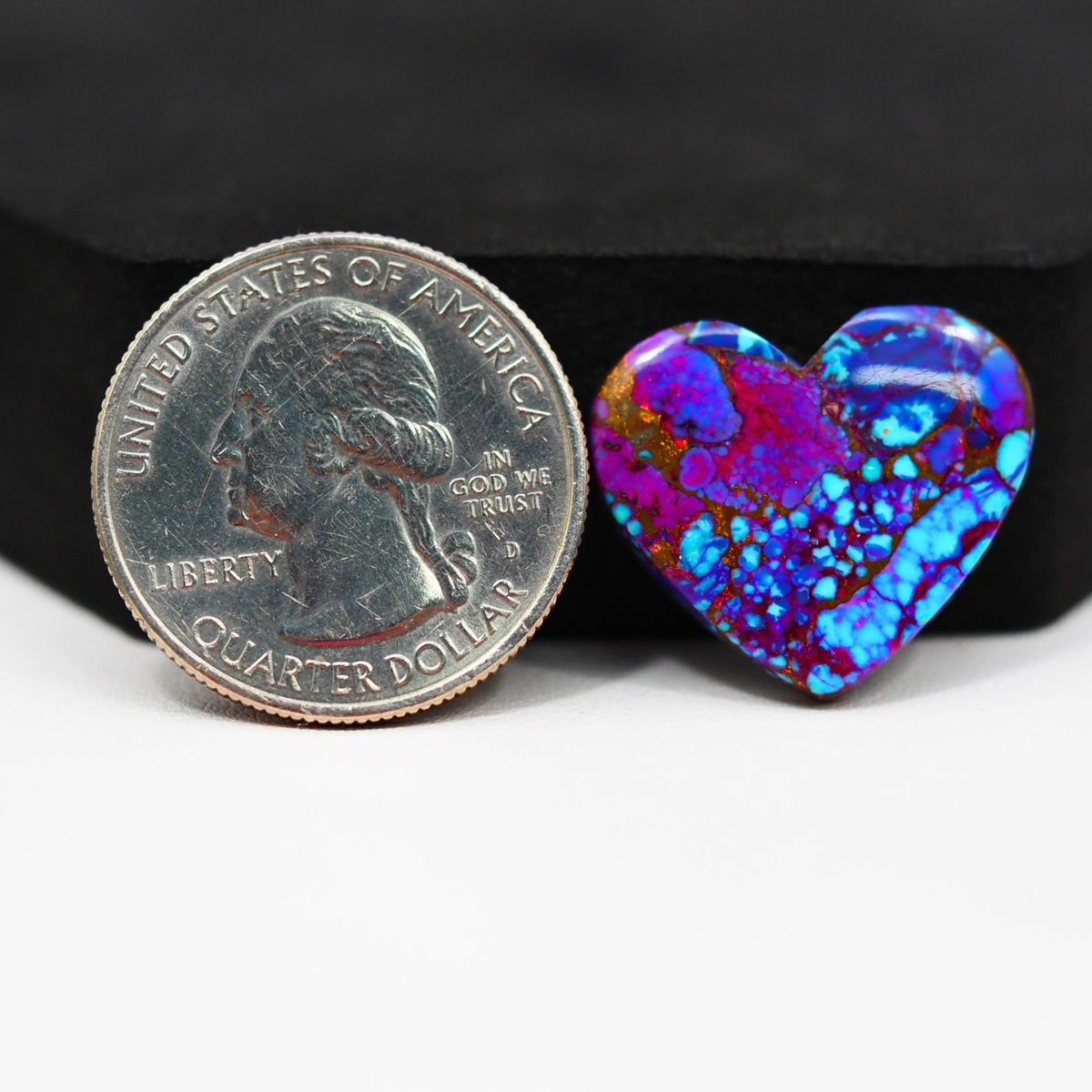Stabilized Purple Mohave (Mojave) Turquoise Heart Cabochon 19x22x4mm 13.5ct - purple with blue Kingman turquoise nuggets and bronze veining - Pedra Gems.