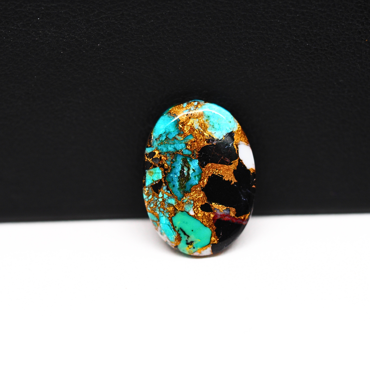 Turquoise & White Buffalo Cabochon 19x14mm 7.5ct Oval – Kingman, Arizona