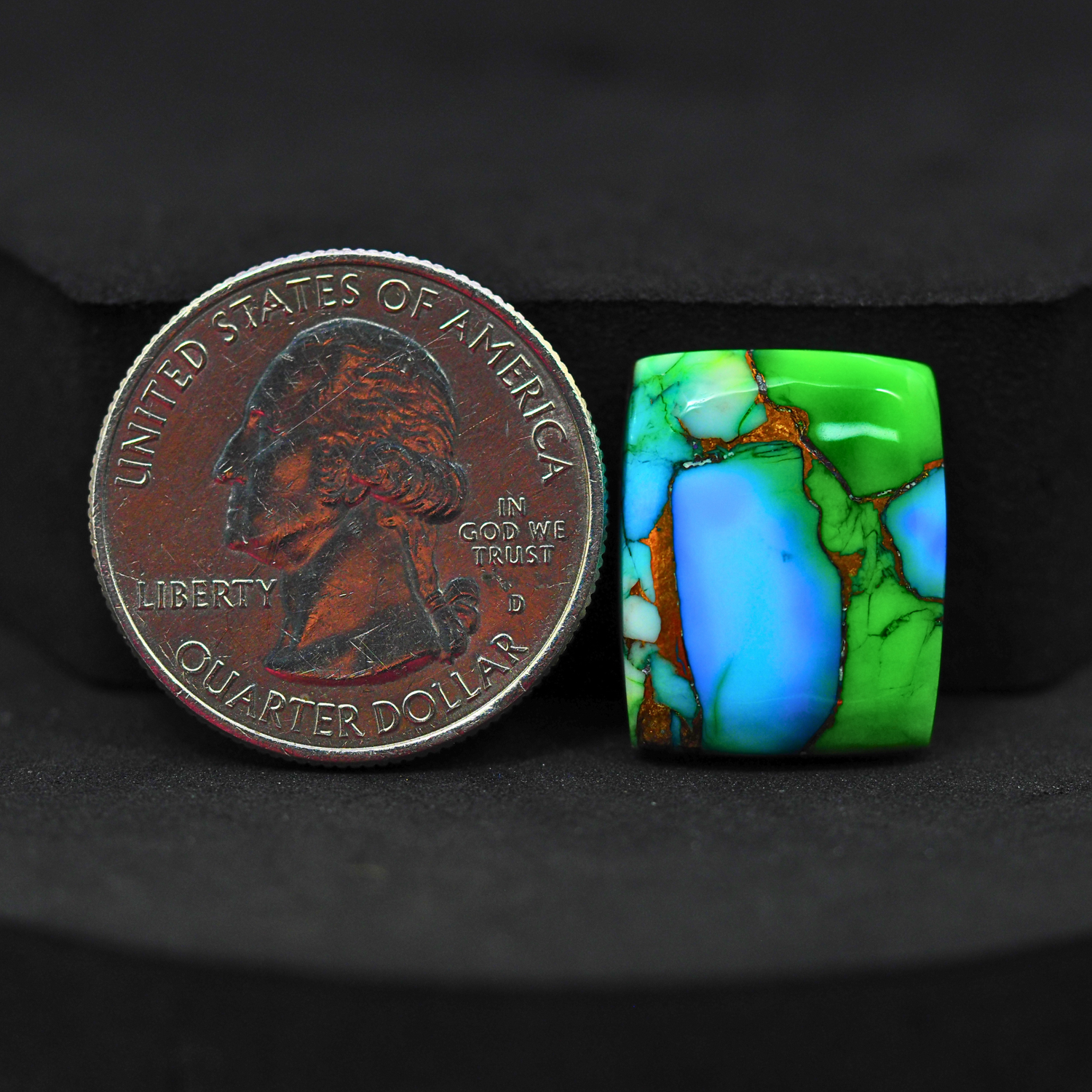 Natural Peacock Dahlia Cushion Cabochon 19x15mm 15ct - Peacock Blue-Green Composite - Pedra Gems