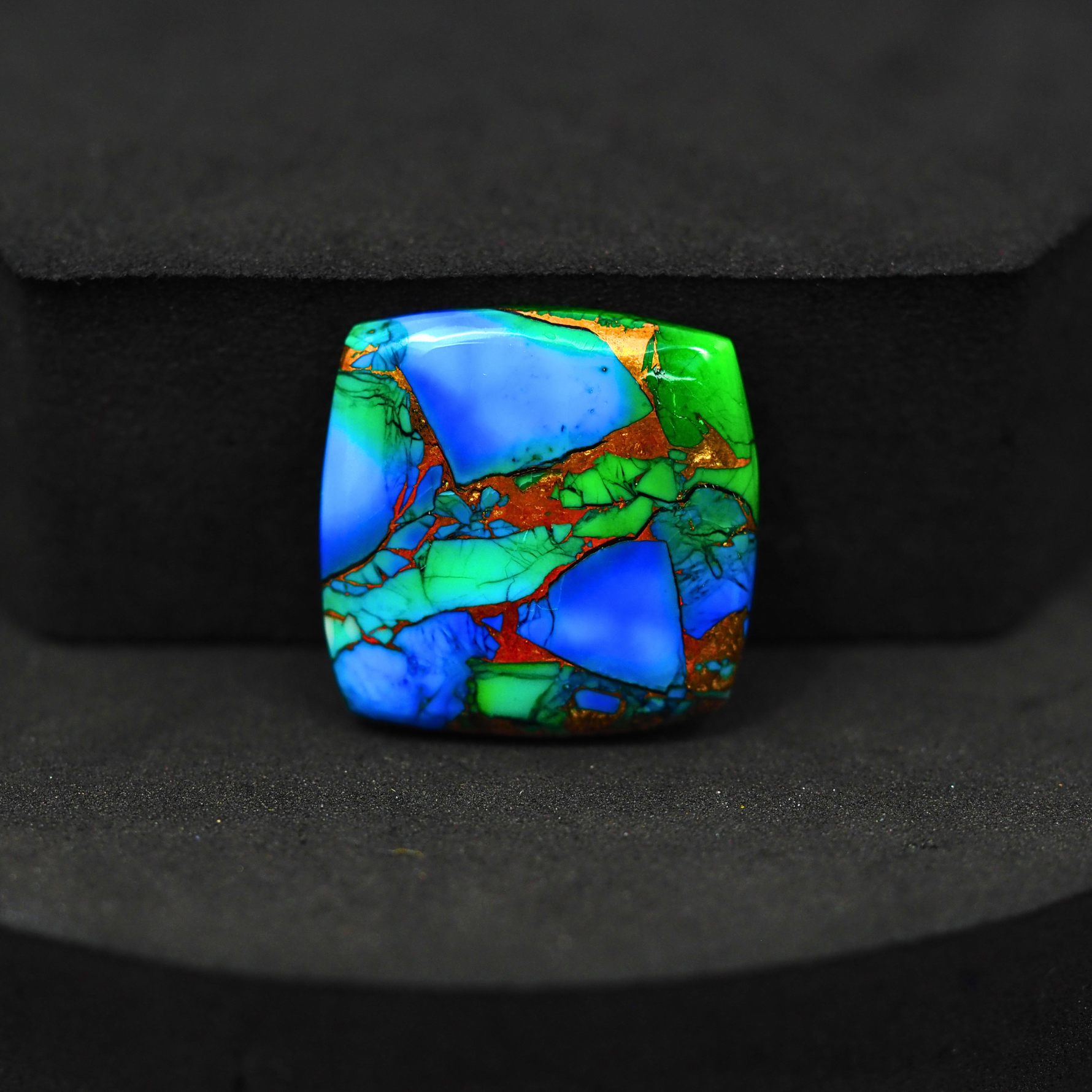 Natural Peacock Dahlia Cushion Cabochon 20x20mm 14.5ct - Peacock Blue-Green Composite - Pedra Gems