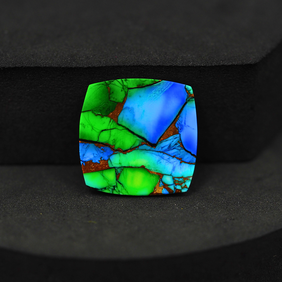 Natural Peacock Dahlia Cushion Cabochon 20x20mm 14.5ct - Peacock Blue-Green Composite - Pedra Gems