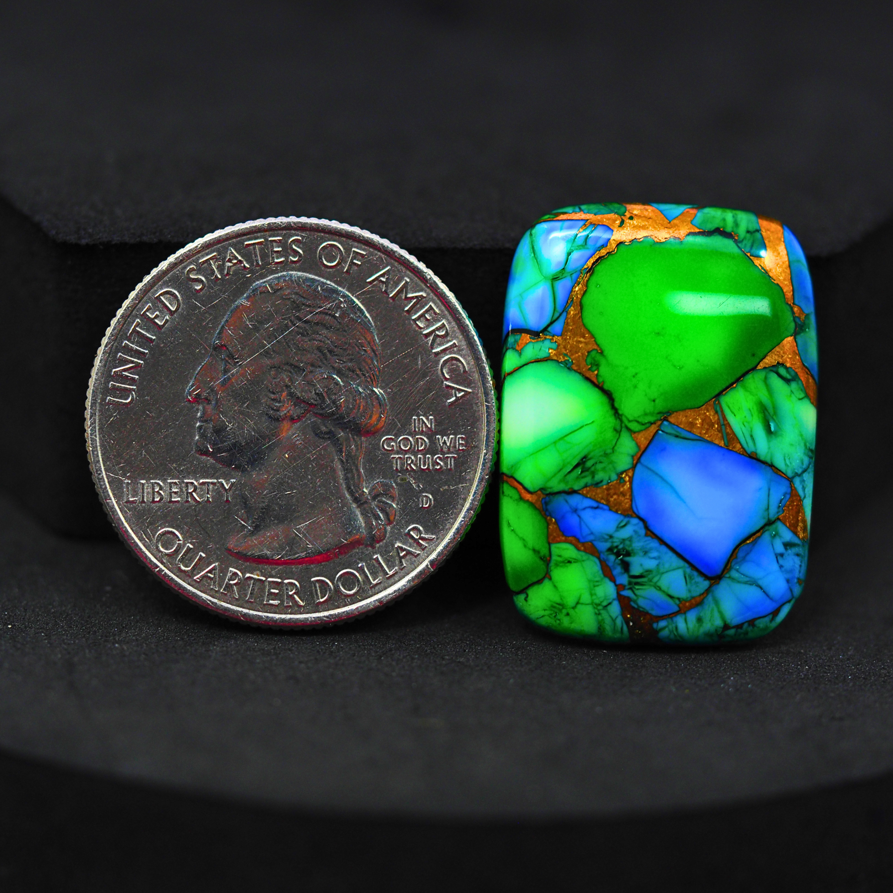 Natural Peacock Dahlia Cushion Cabochon 26x18mm 19ct - Peacock Blue-Green Composite - Pedra Gems