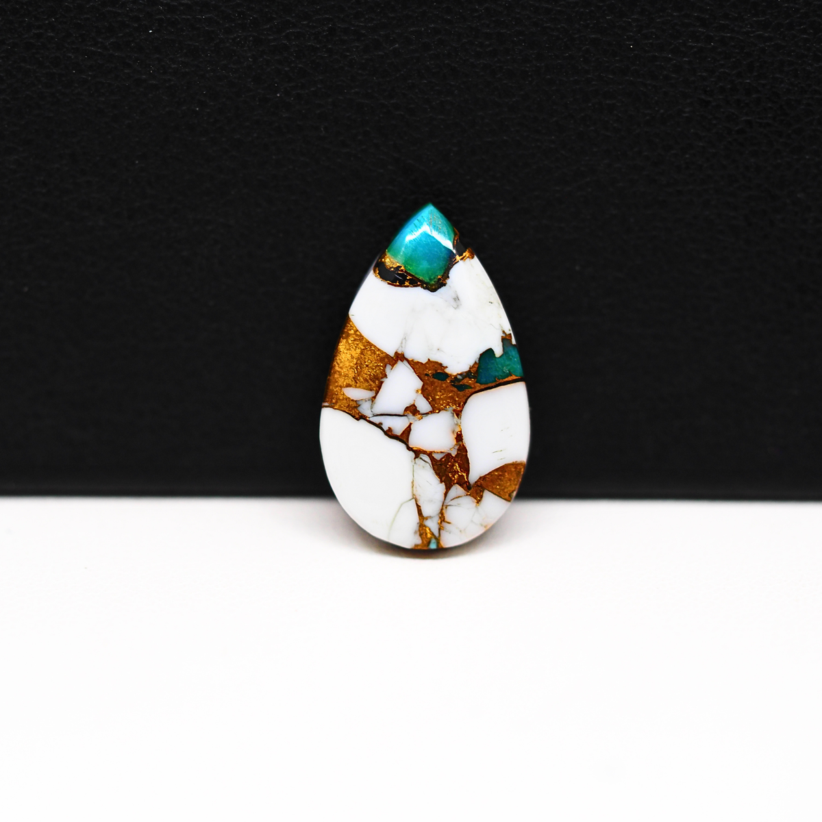 Turquoise & White Buffalo Cabochon 19x12mm 7.5ct Pear – Kingman, Arizona