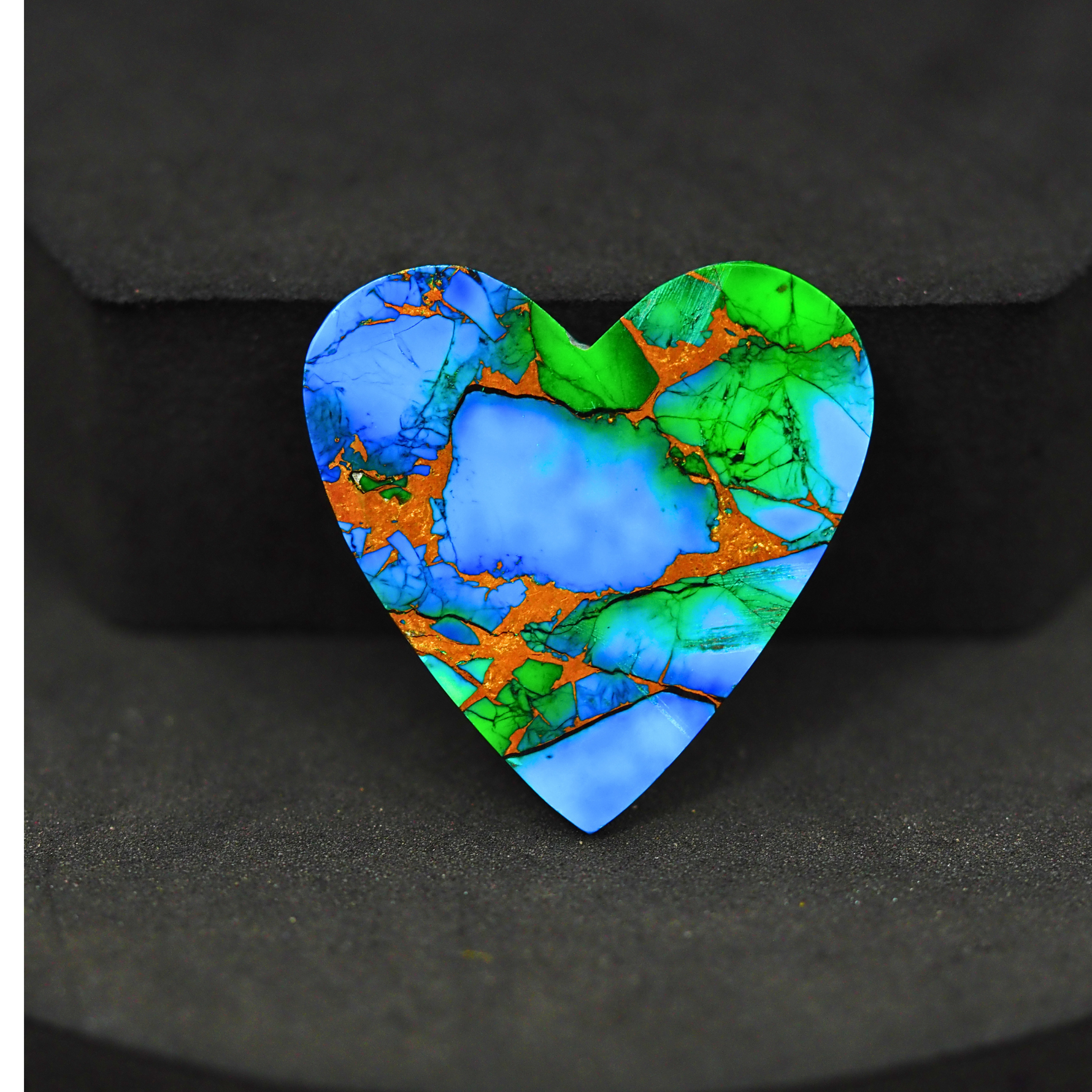 Natural Peacock Dahlia Heart Cabochon 26x26mm 21ct - Peacock Blue-Green Composite - Pedra Gems