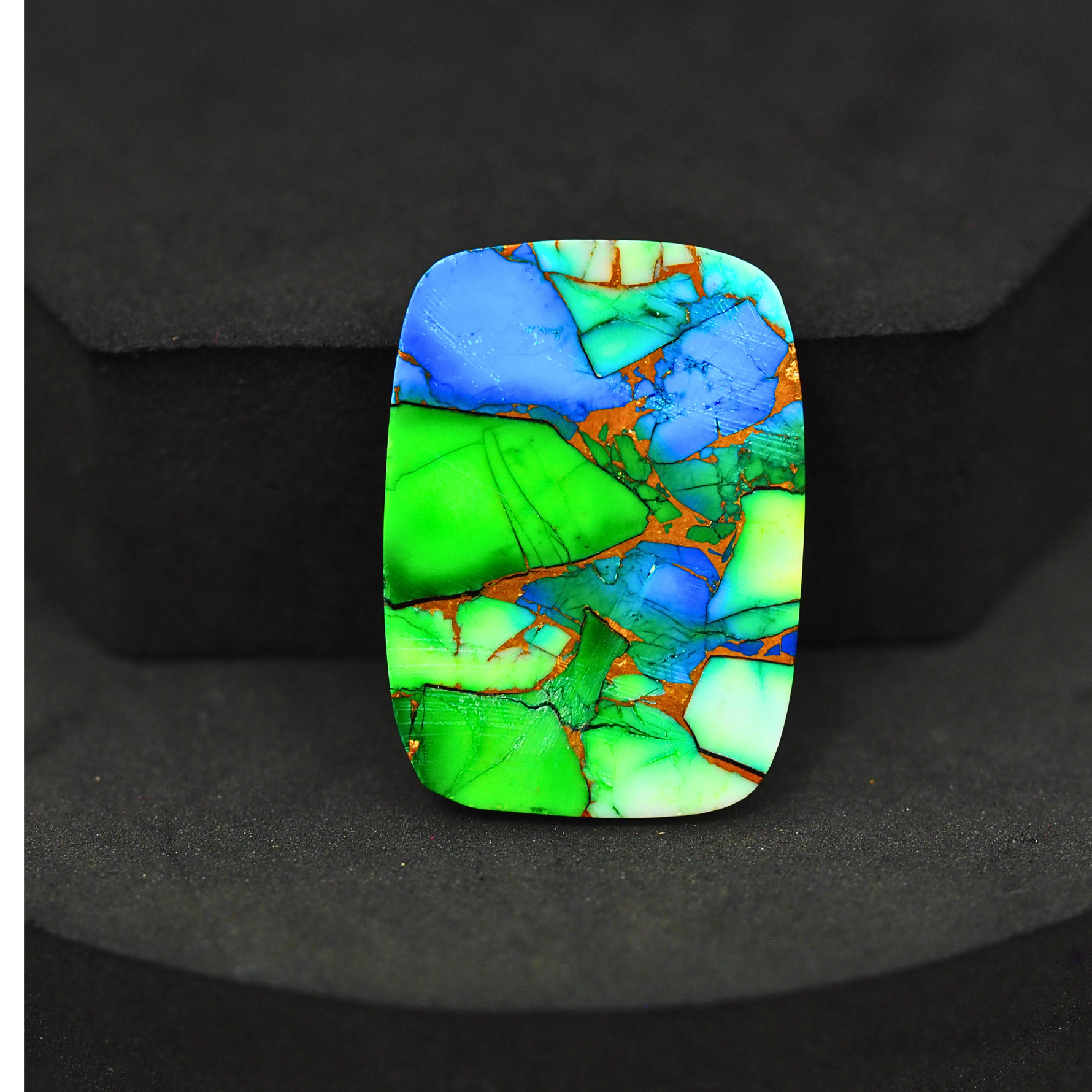 Natural Peacock Dahlia Cushion Cabochon 29x21mm 22ct - Peacock Blue-Green Composite - Pedra Gems