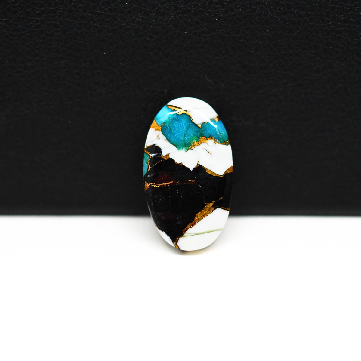 Turquoise & White Buffalo Cabochon 19x11mm 6.5ct Oval – Kingman, Arizona
