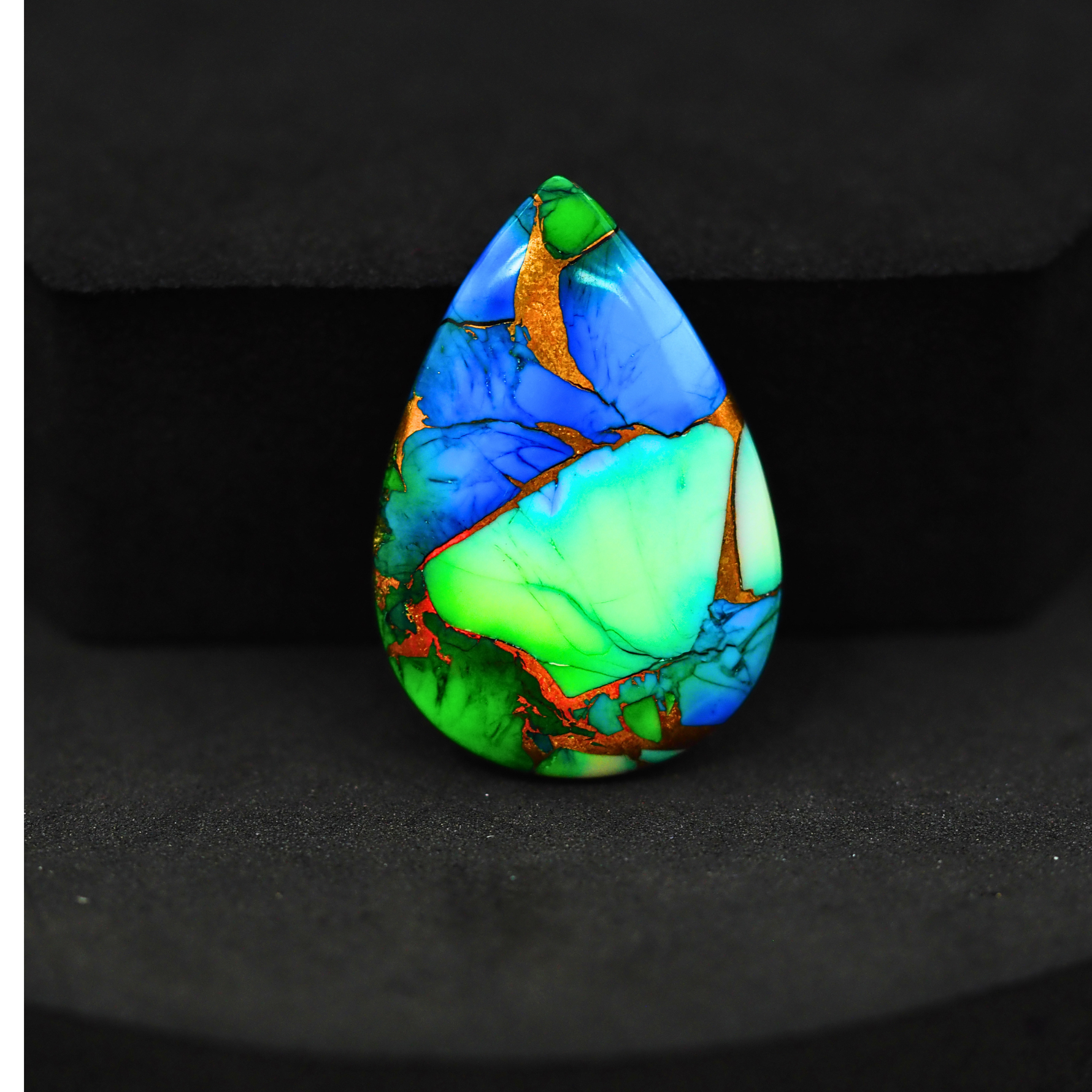 Natural Peacock Dahlia Pear Cabochon 28x29mm 15ct - Peacock Blue-Green Composite - Pedra Gems