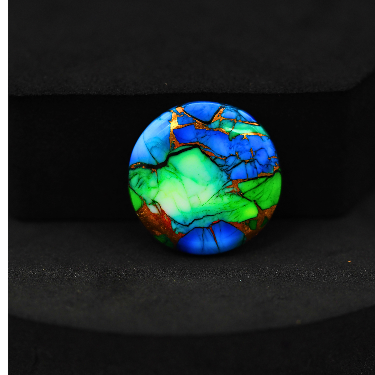 Natural Peacock Dahlia Round Cabochon 21x21mm 13ct - Peacock Blue-Green Composite - Pedra Gems