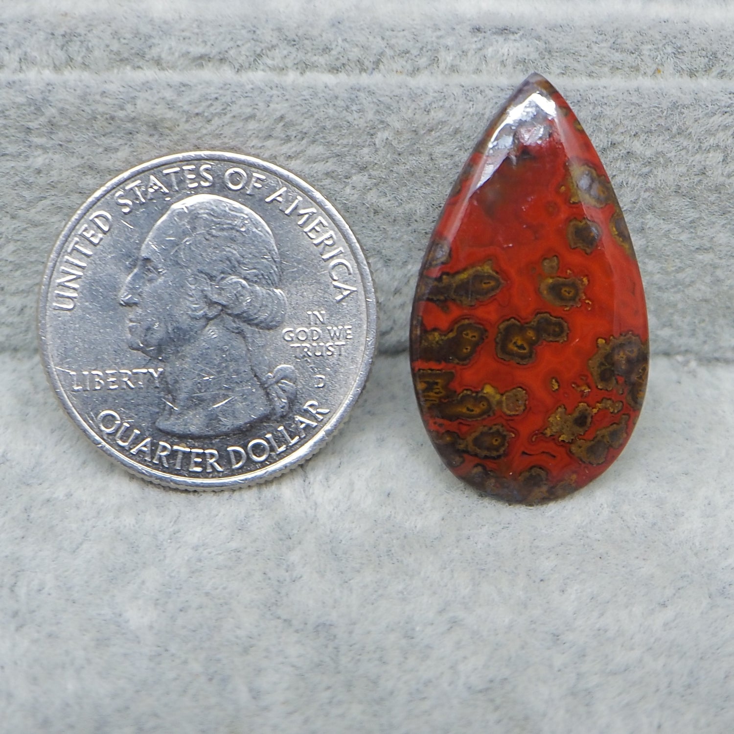  Natural Seam Agate pear shape cabochon 30x17mm low dome front view banding detail