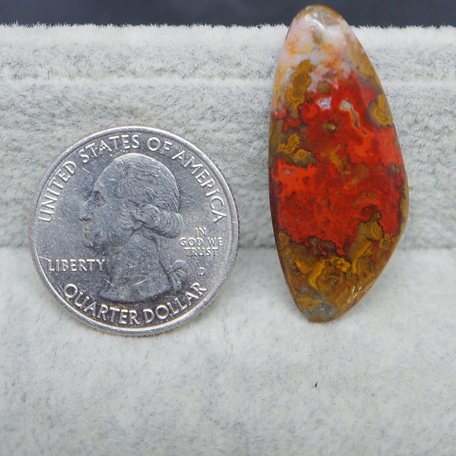 Seam Agate Rounded Triangle Cabochon 36x16mm 20ct – Freeform