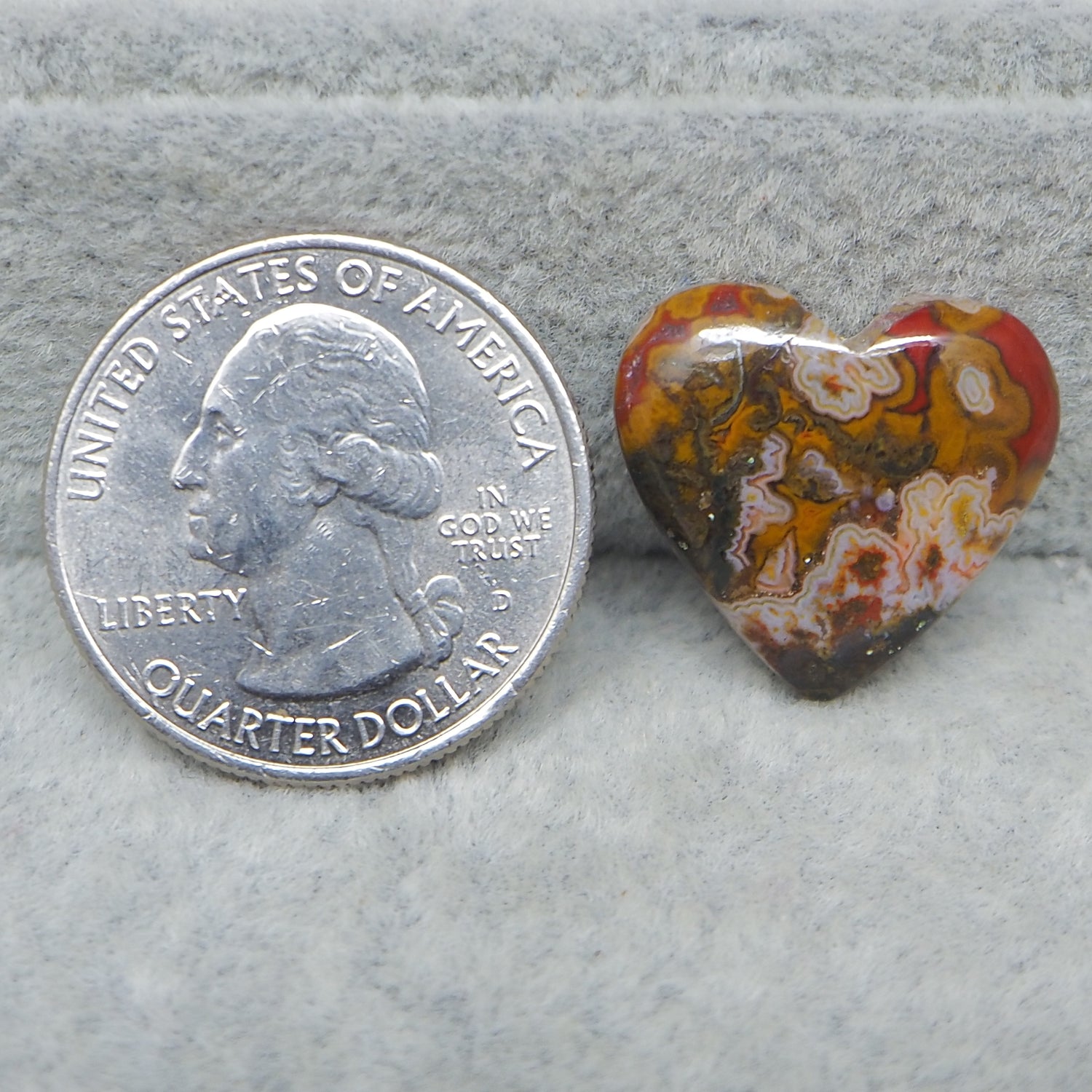 Seam Agate Heart Cabochon 18x20mm 14.5ct – Natural Gemstone