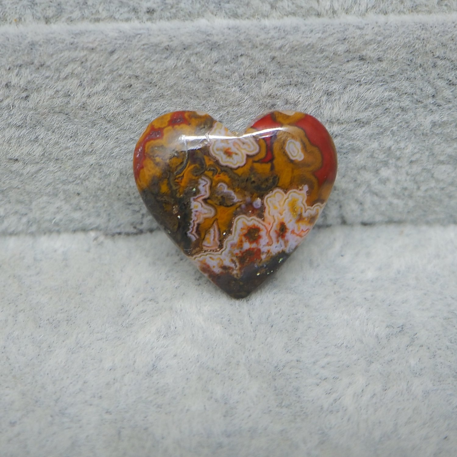 Seam Agate Heart Cabochon 18x20mm 14.5ct – Natural Gemstone