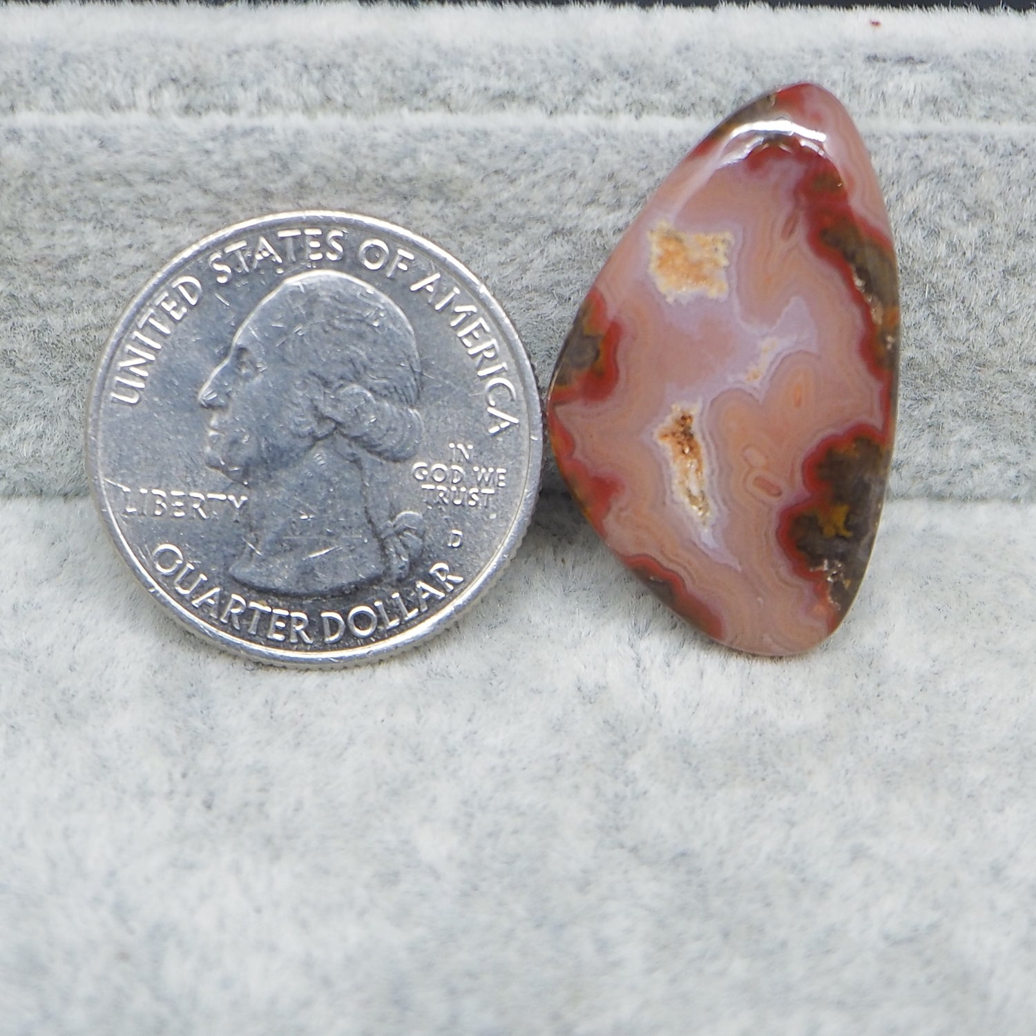 Large Natural Seam Agate tumble shape cabochon 30x18mm front view organic banding Pedra Gems