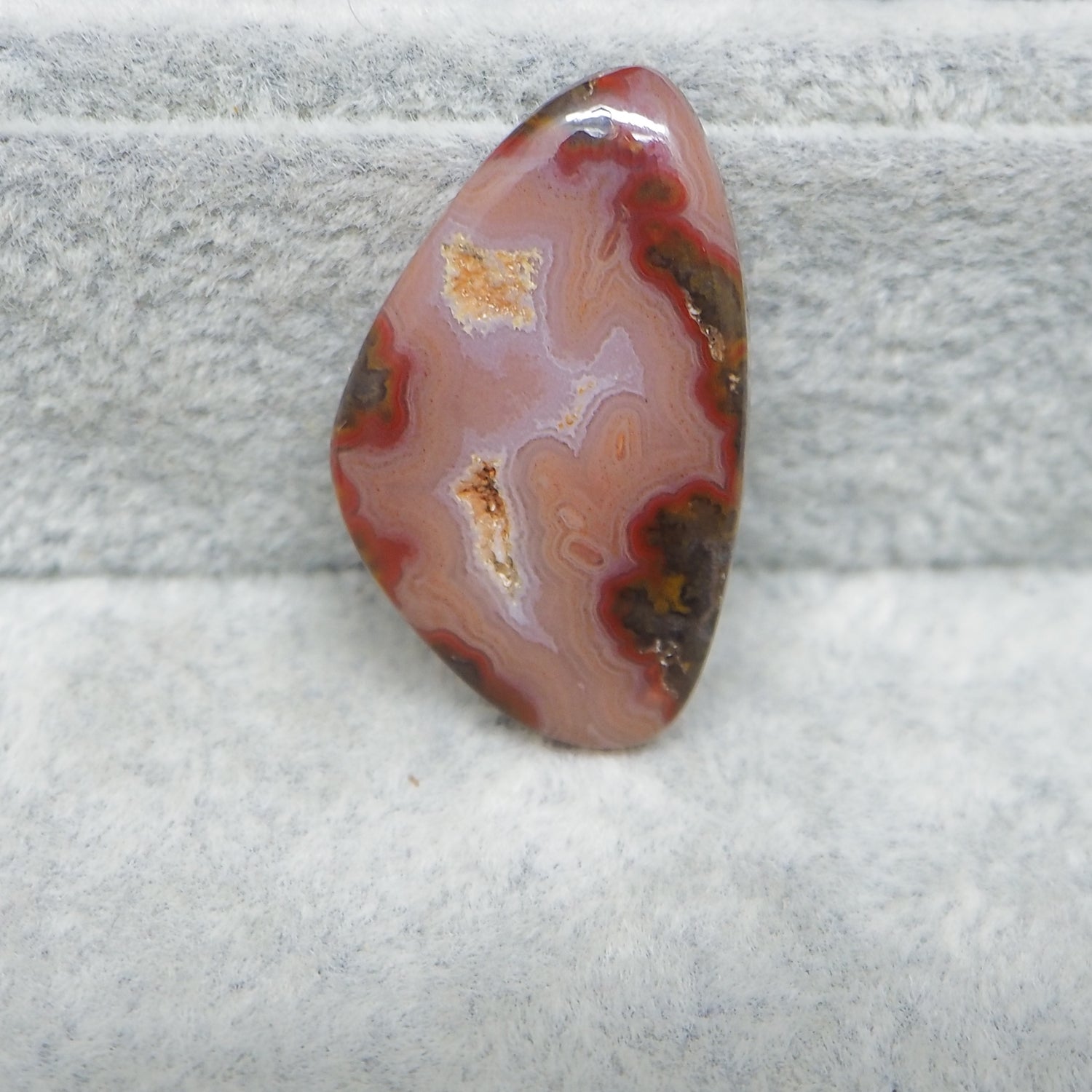  Large Seam Agate tumble cabochon 30x18mm next to ruler for size reference Pedra Gems