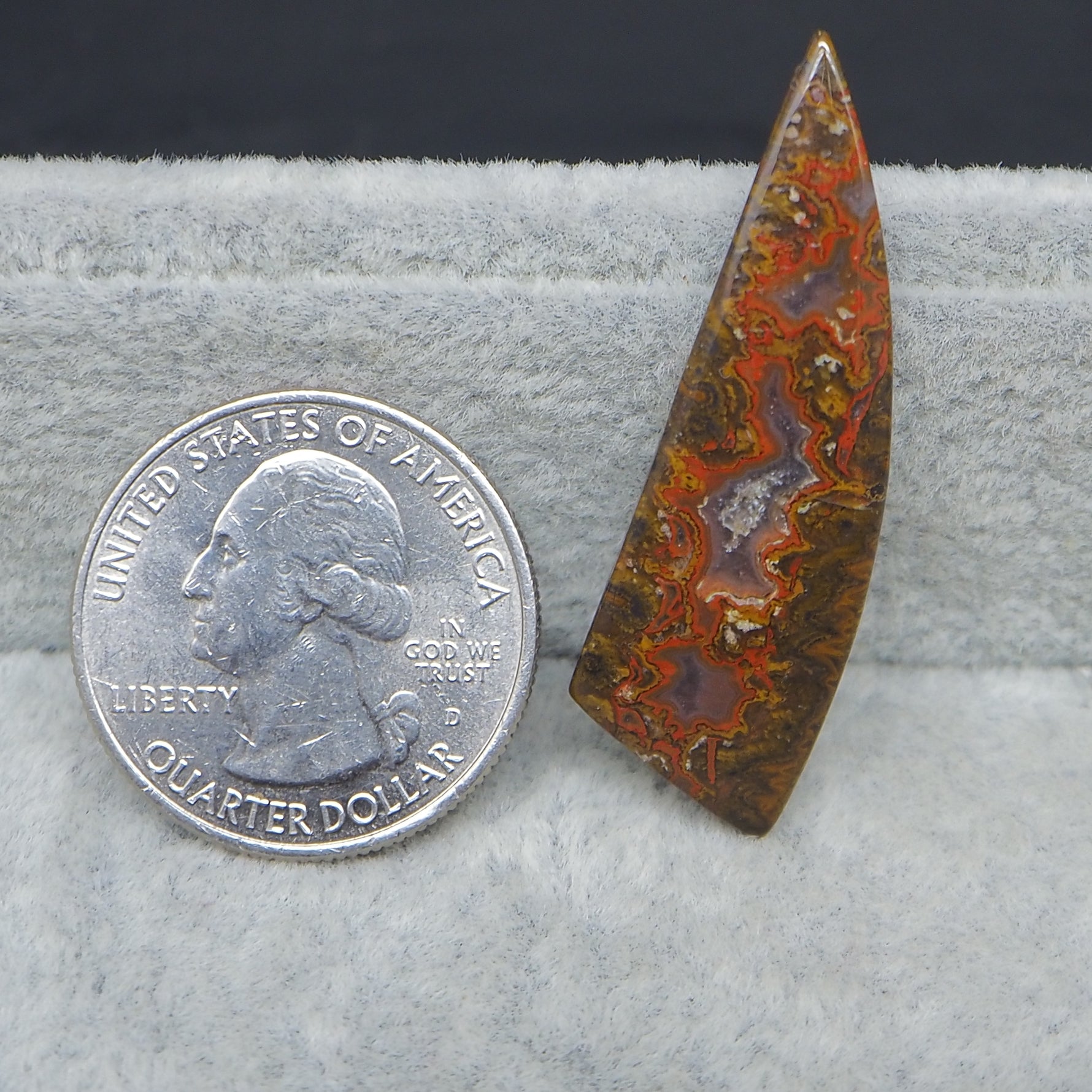 Natural Seam Agate diamond shape cabochon 41x13x5mm front view orange gold banding Pedra Gems