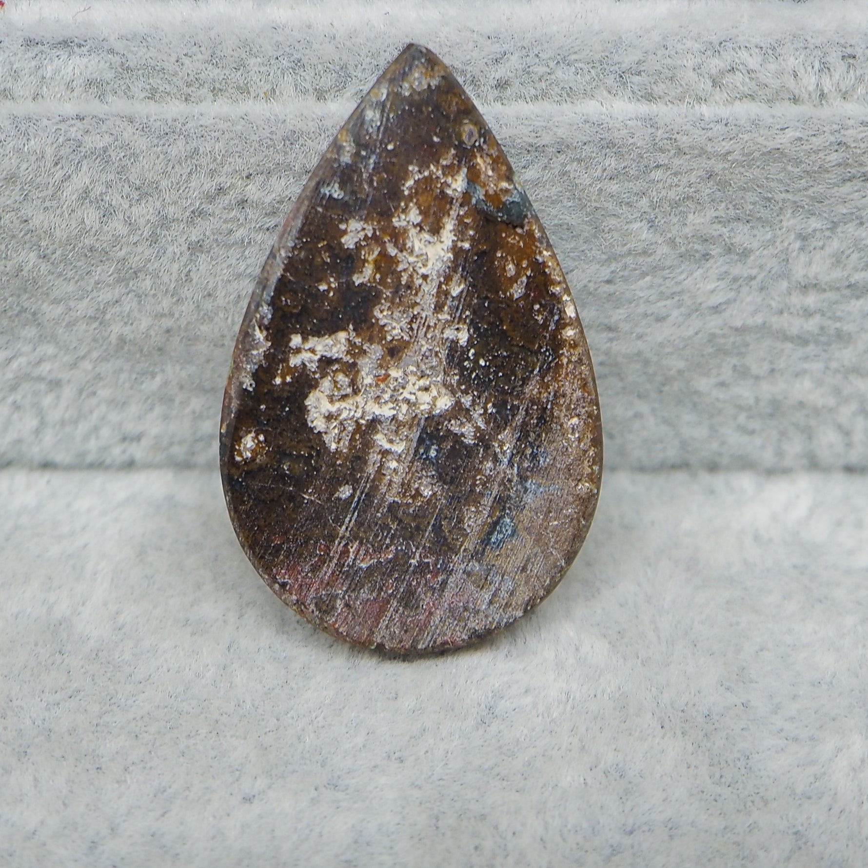 Orange gold red brown natural agate diamond gemstone close-up colour detail
