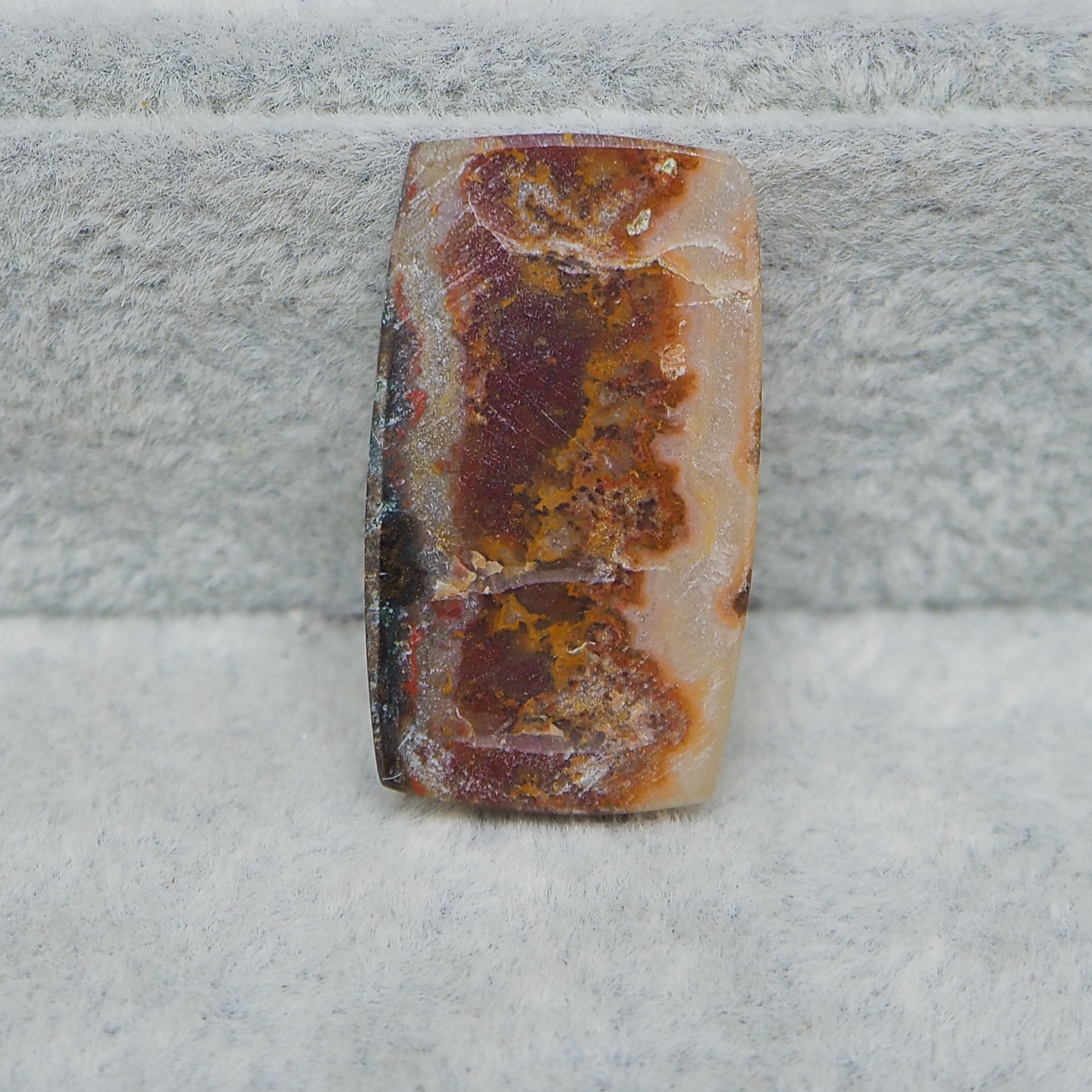  Seam Agate baguette cabochon 29x16mm next to ruler for size reference Pedra Gems