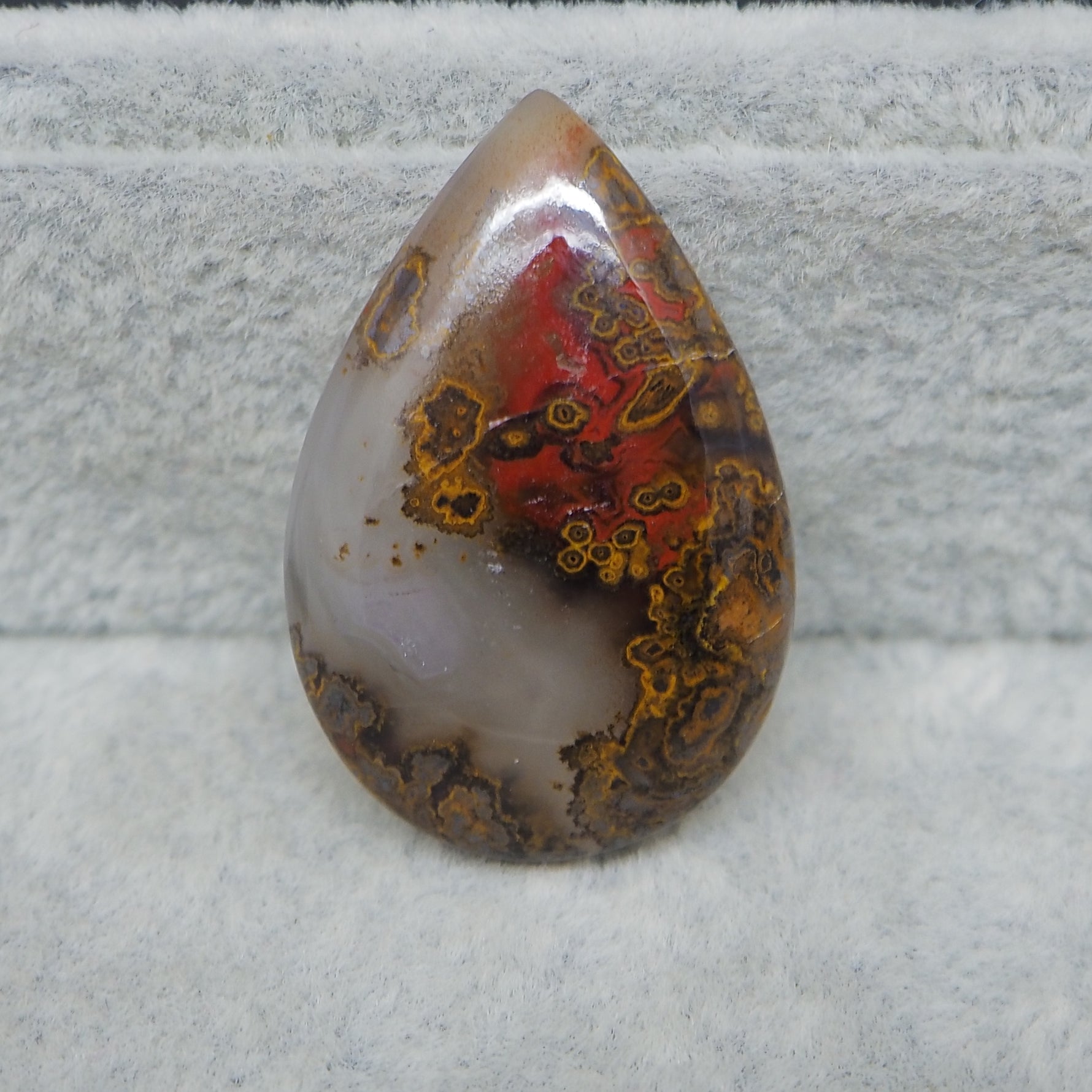 Natural banded agate mid-size baguette gemstone close-up pattern detail