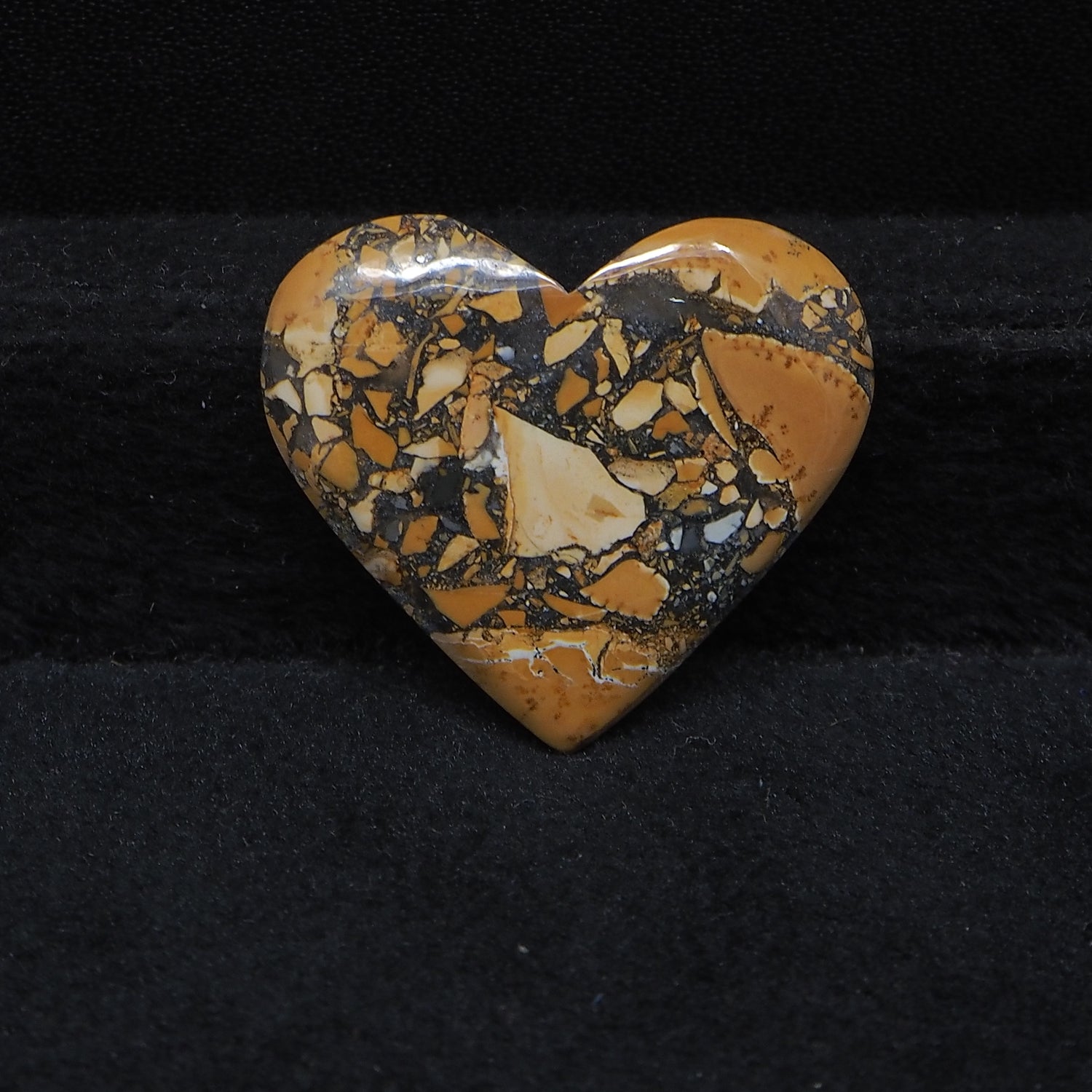 Maligano Jasper Cabochon 23x26mm 20.5ct Heart – Pedra Gems