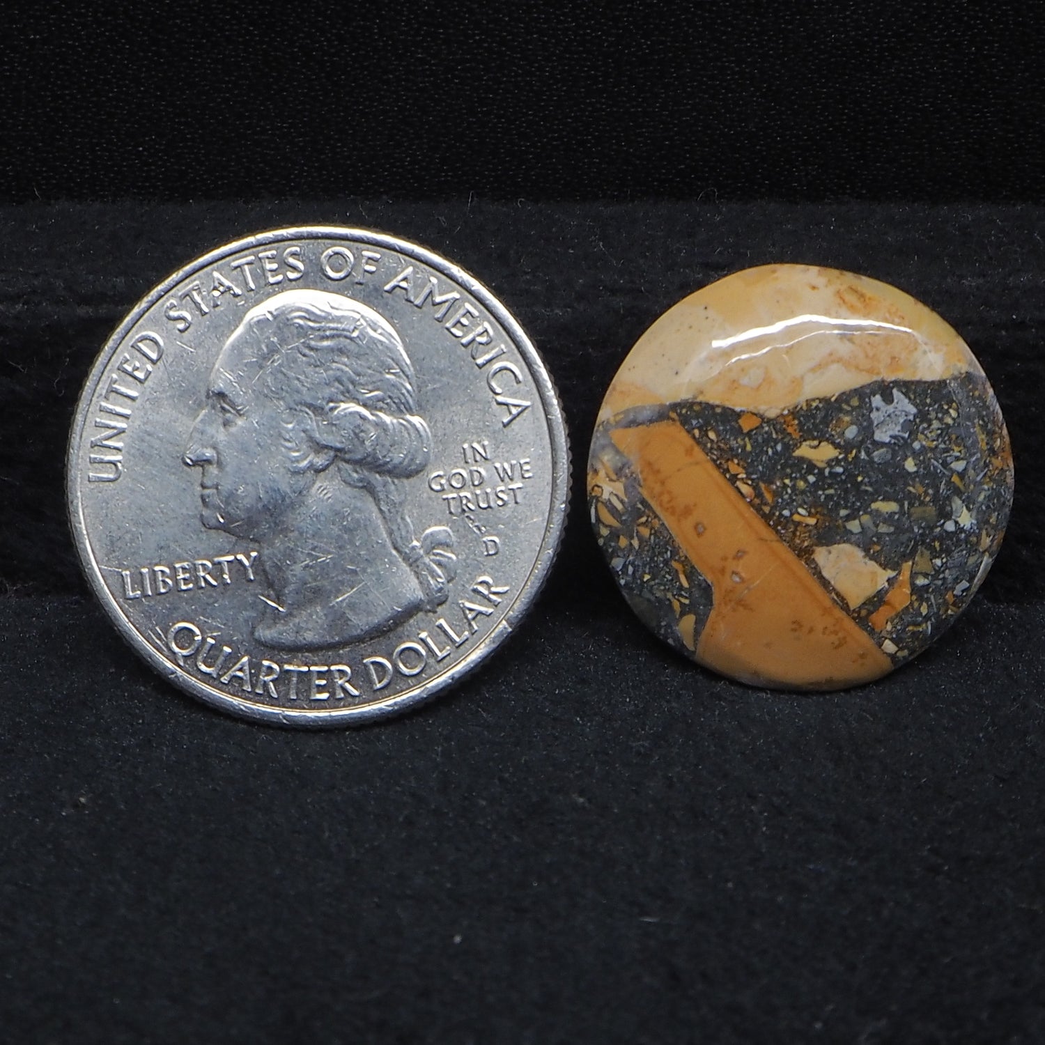 Maligano Jasper Cabochon 20x20mm 15ct Round – Pedra Gems