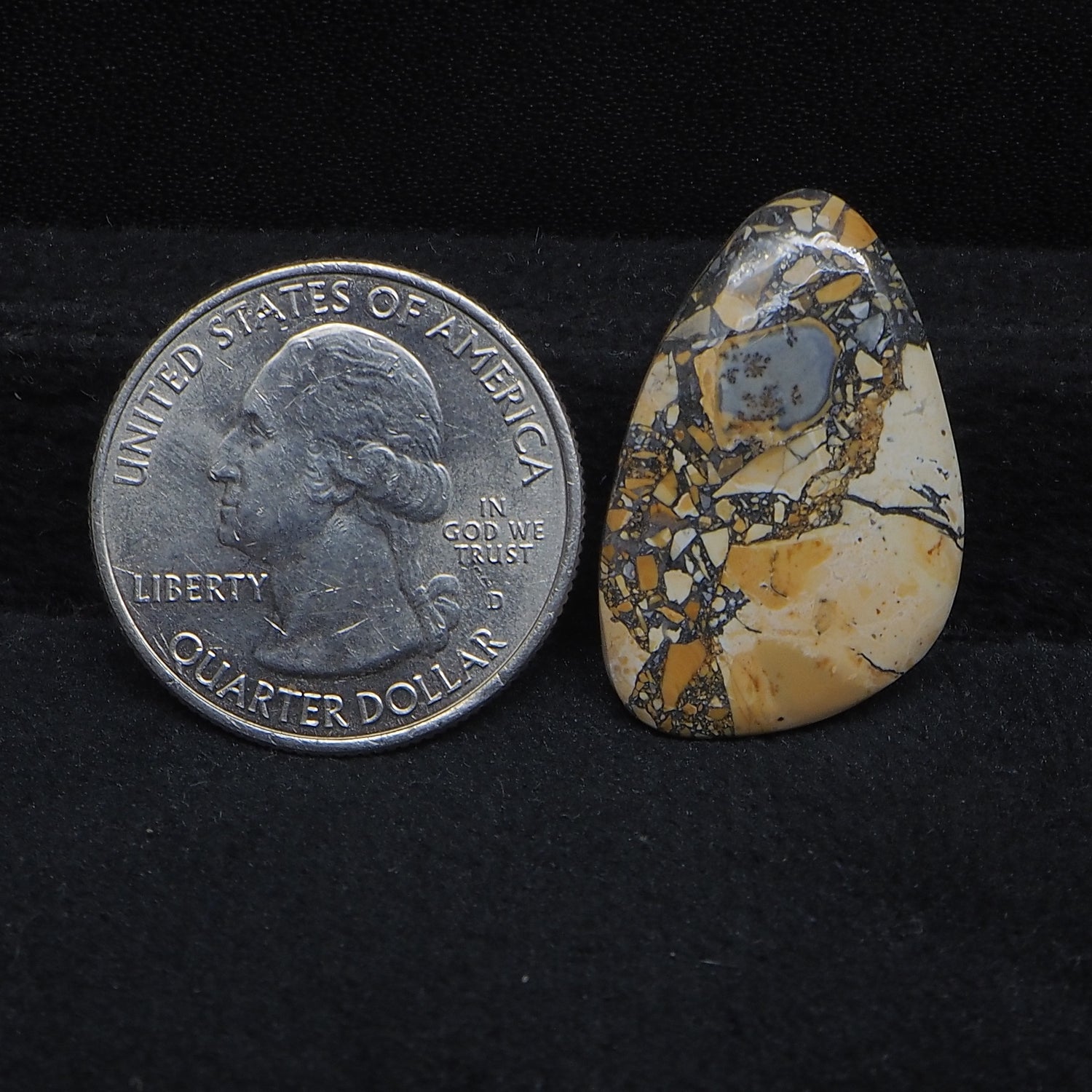 Natural Maligano Jasper cabochon 27x17mm freeform front view matrix pattern Pedra Gems