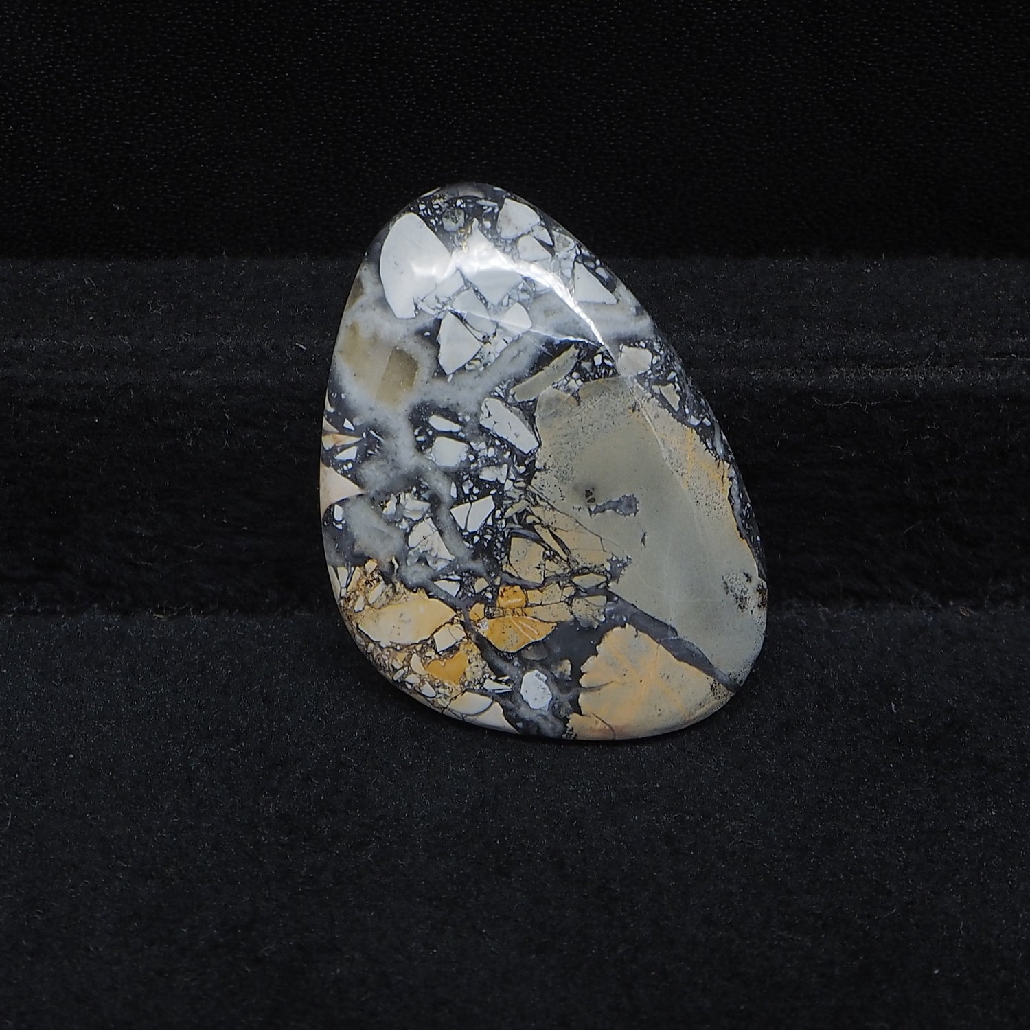 Maligano Jasper Cabochon 32x23mm 27.5ct Freeform – Pedra Gems