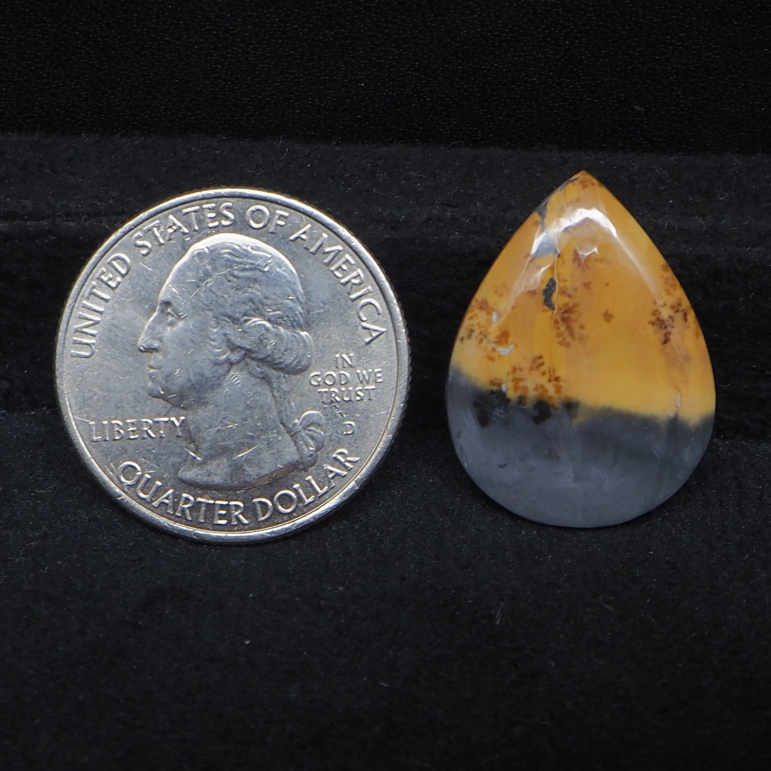 Natural Maligano Jasper cabochon 24x18mm pear front view banded matrix Pedra Gems