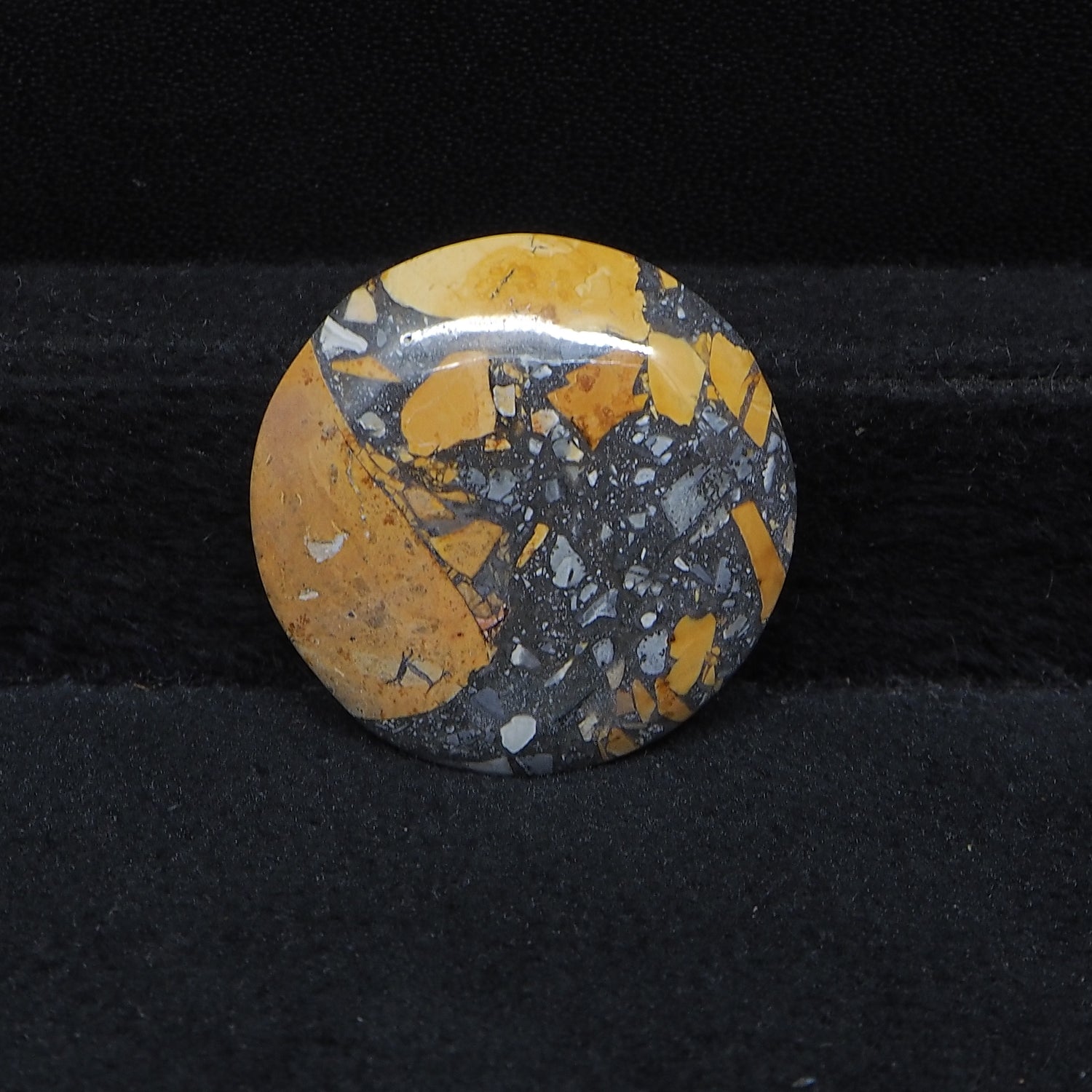 Maligano Jasper Cabochon 24x24mm 18ct Round – Pedra Gems