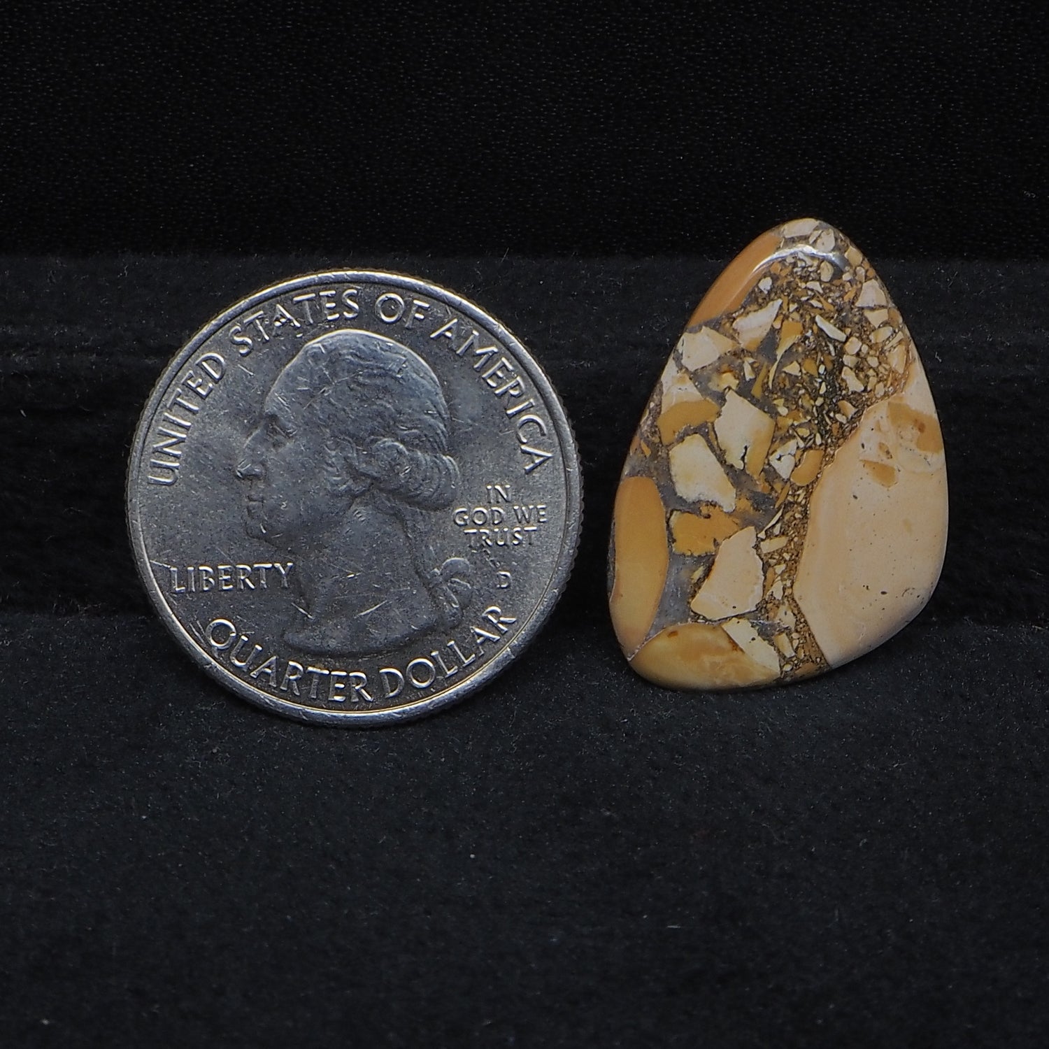Maligano Jasper Cabochon 26x18mm 13.5ct Freeform – Pedra Gems