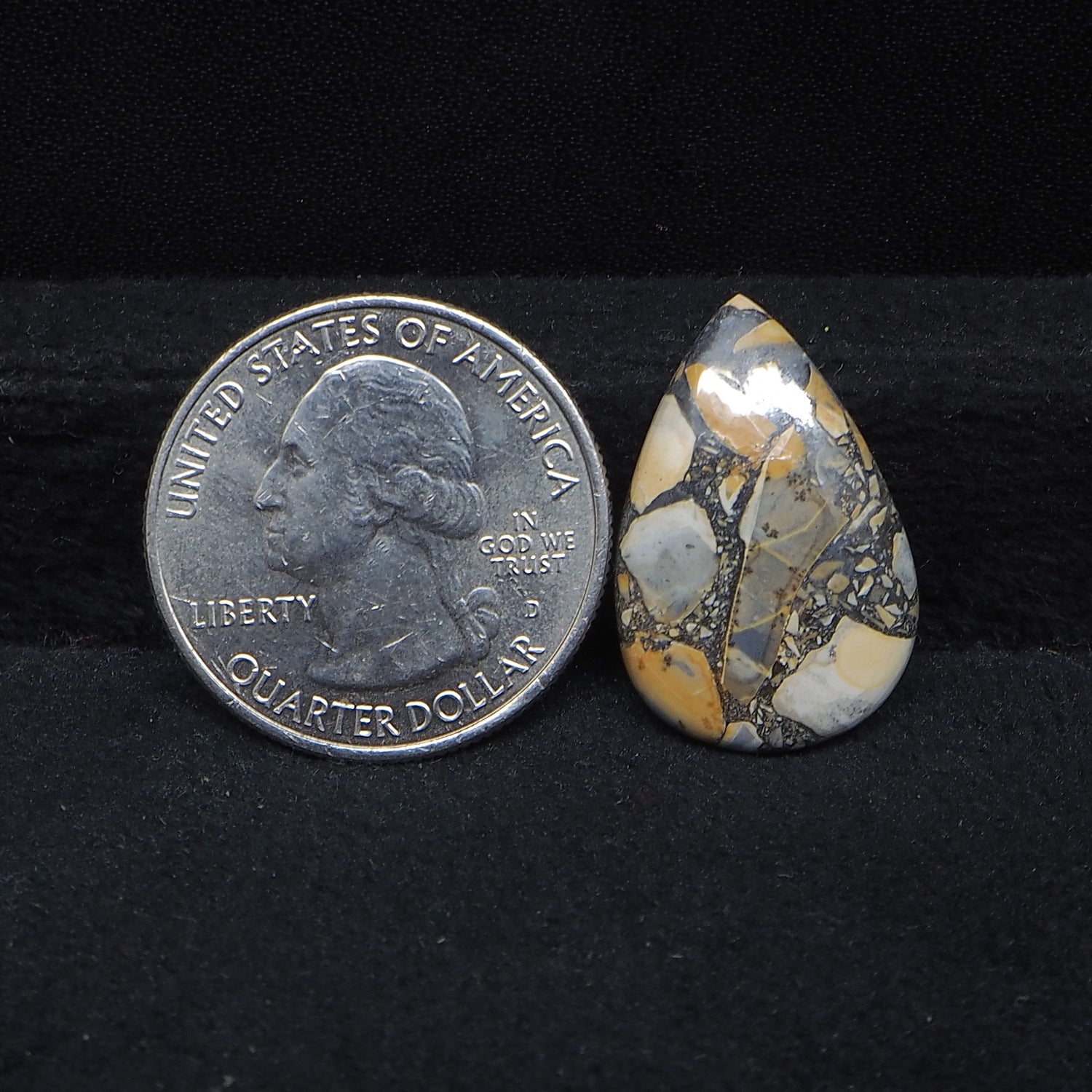 Maligano Jasper Cabochon 23x15mm 11ct Pear – Pedra Gems