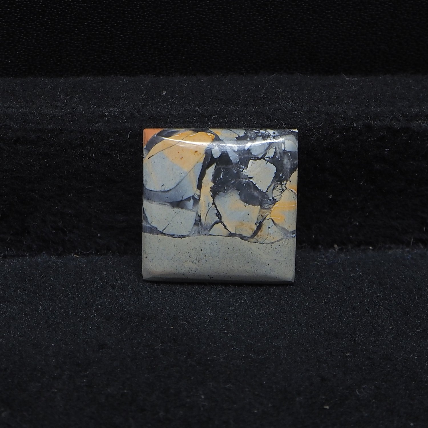 Maligano Jasper Cabochon 16x16mm 14ct Square – Pedra Gems