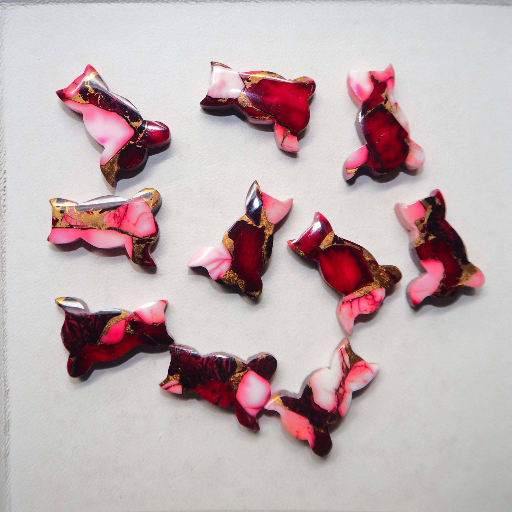 Red Rose Dahlia cat shape cabochon crimson red composite Kingman mine 