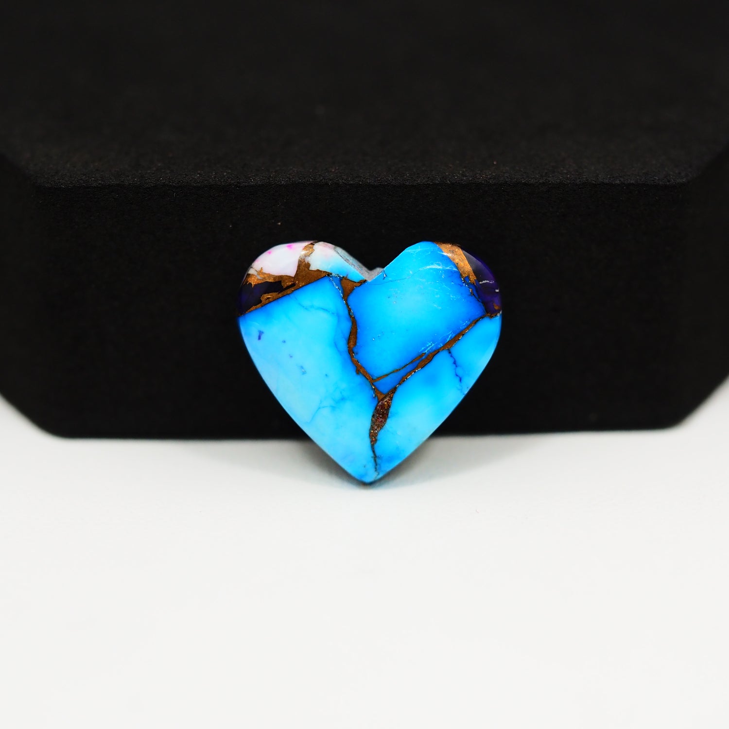Purple Ice Rose Dahlia Cabochon 17x18mm 10.5ct Heart – Pedra Gems