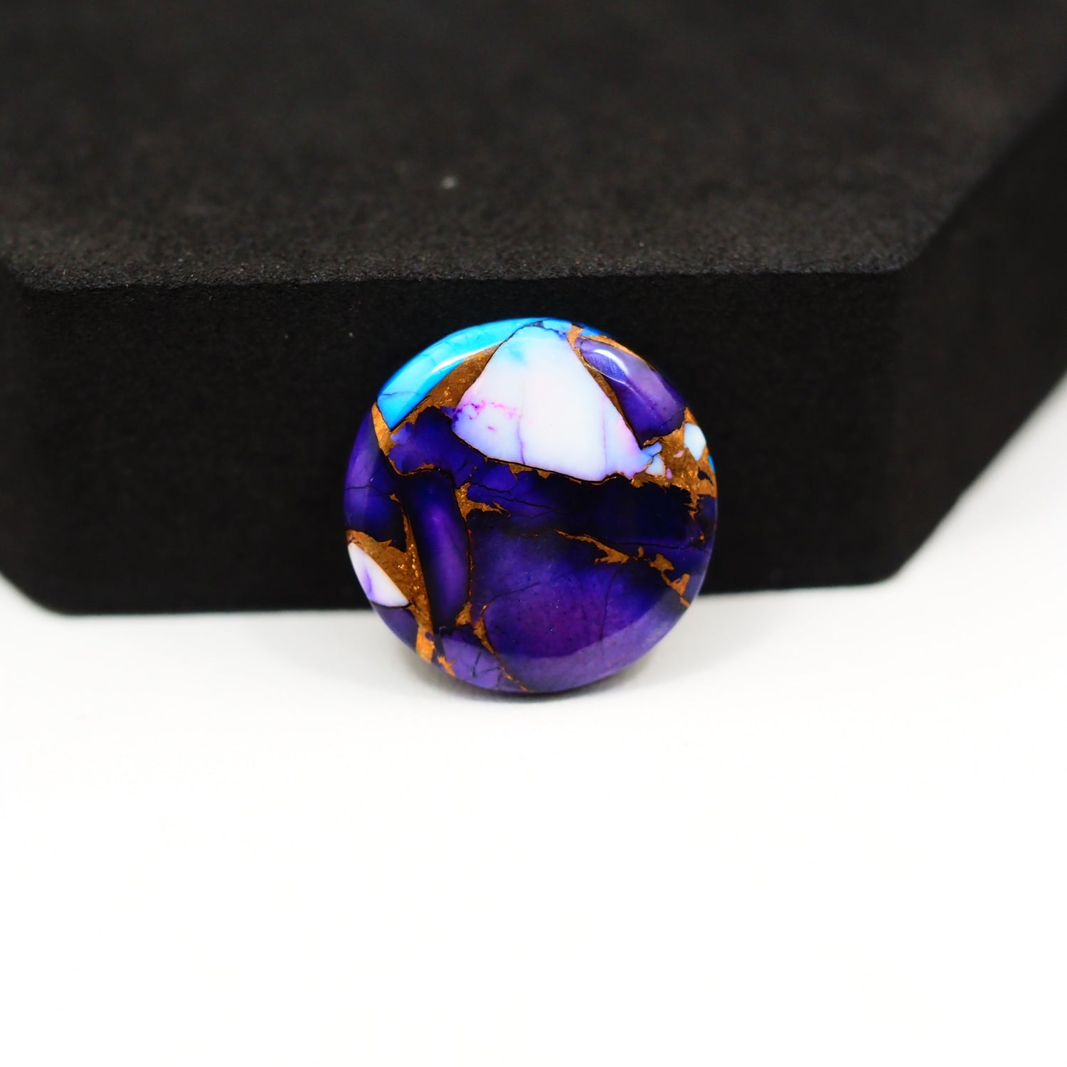 Purple Ice Rose Dahlia Cabochon 19x19mm 12.5ct Round – Pedra Gems