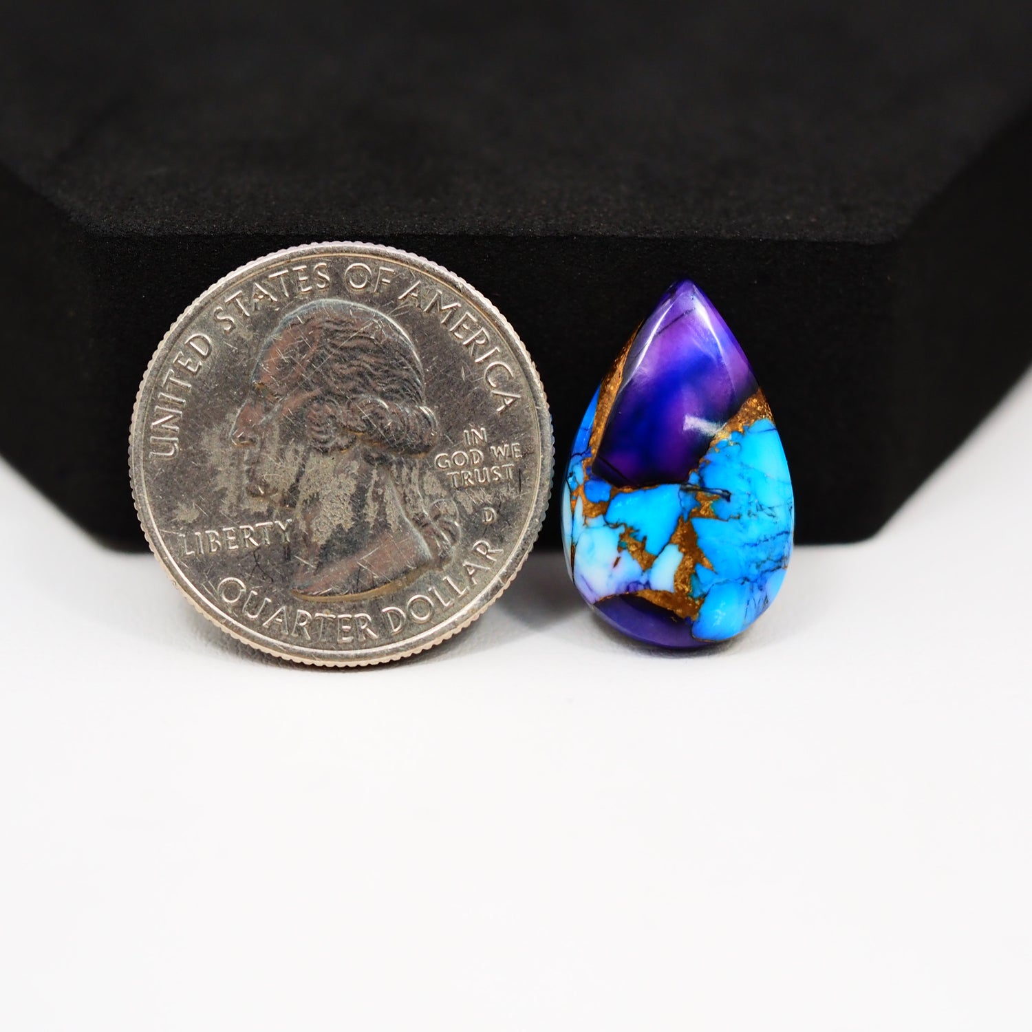 Purple Ice Rose Dahlia Cabochon 21x13mm 9.5ct Pear – Pedra Gems